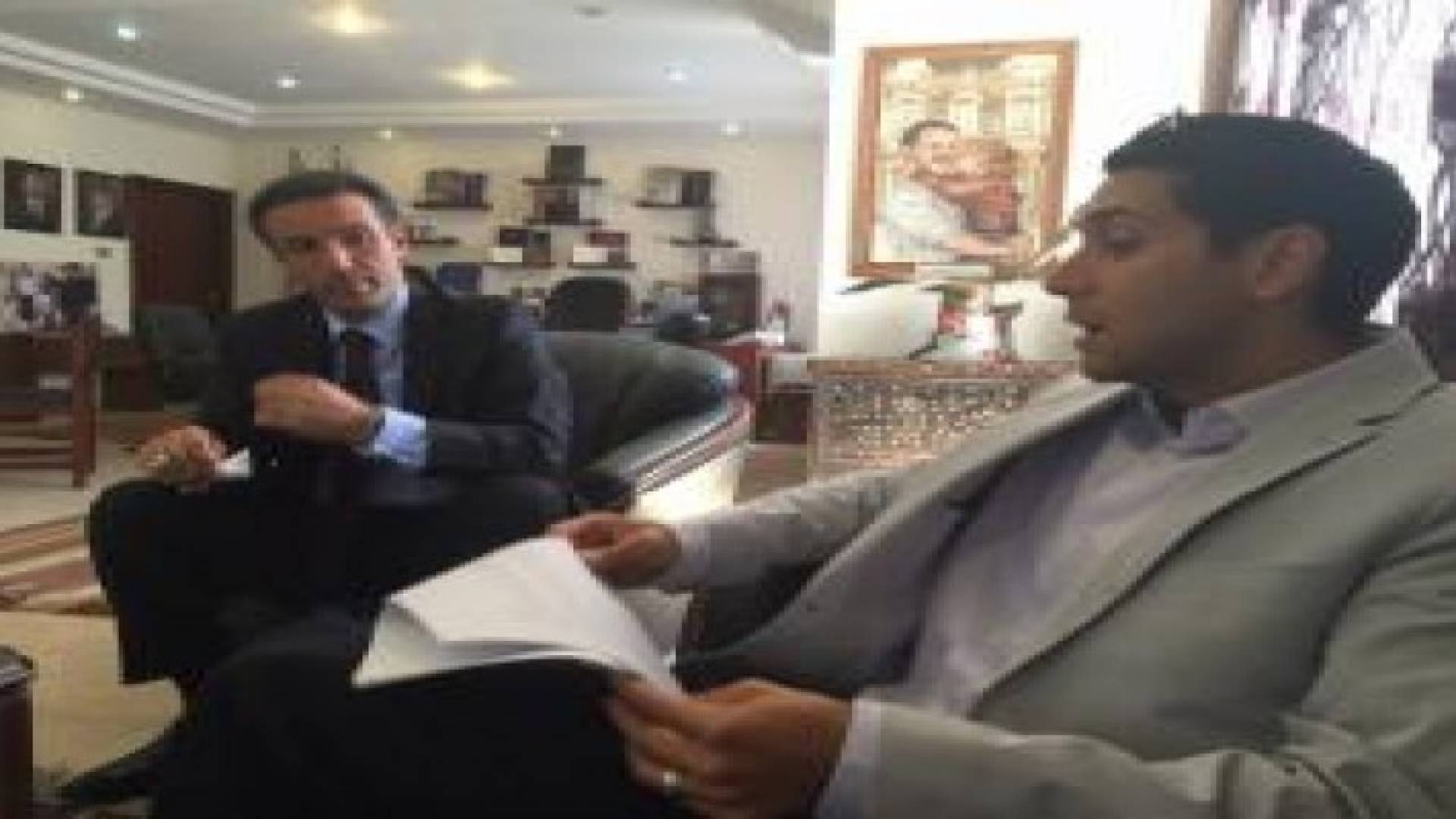 الصايغ يلتقي وزير السياحة .. تفاصيل