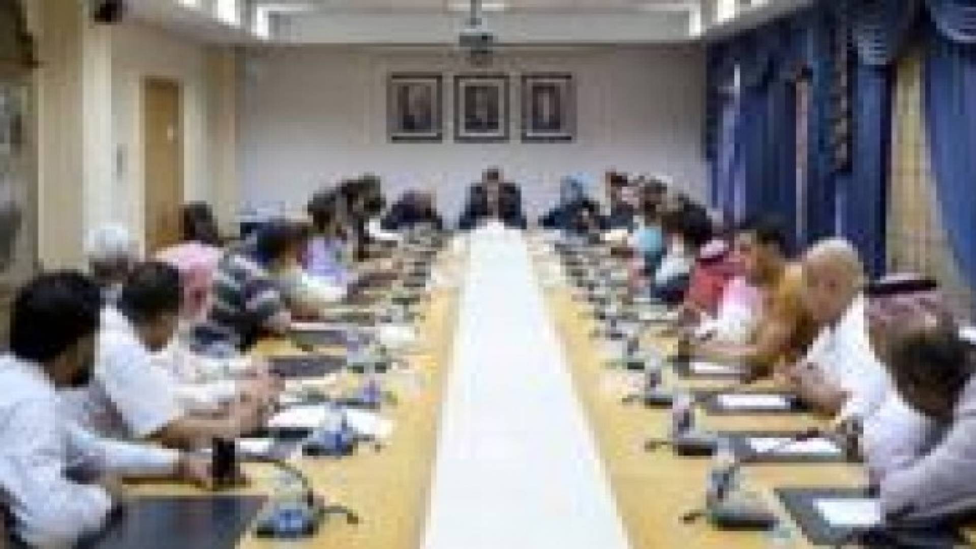 لجنة نيابية تطالب بإعادة صياغة عقد التشغيل الموحد للنقل العام