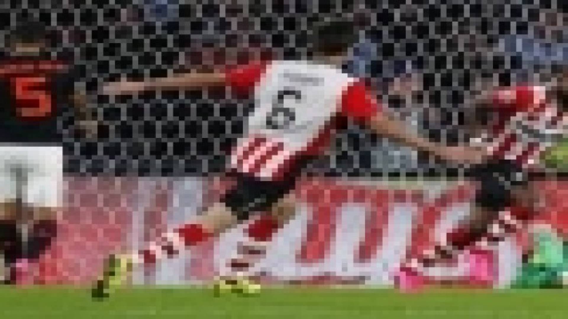 إيندهوفن يخطف فوزا ثمينا من يونايتد