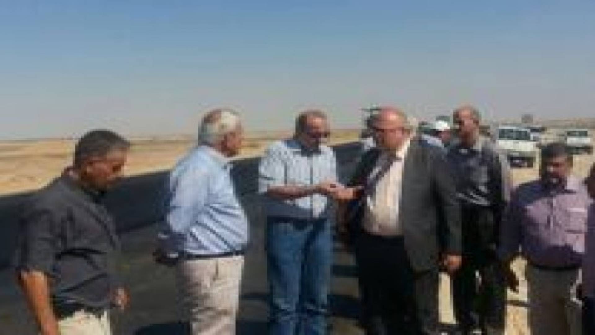 وزير الاشغال العامة: نسبة الإنجاز في مشروع طريق الأزرق/ العمري  35%