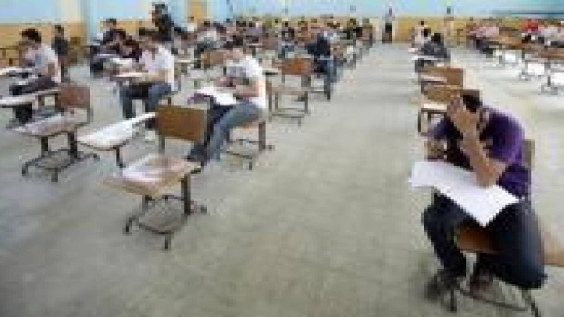 التربية تناقش منح فرصة خامسة لطلبة "التوجيهي" اليوم