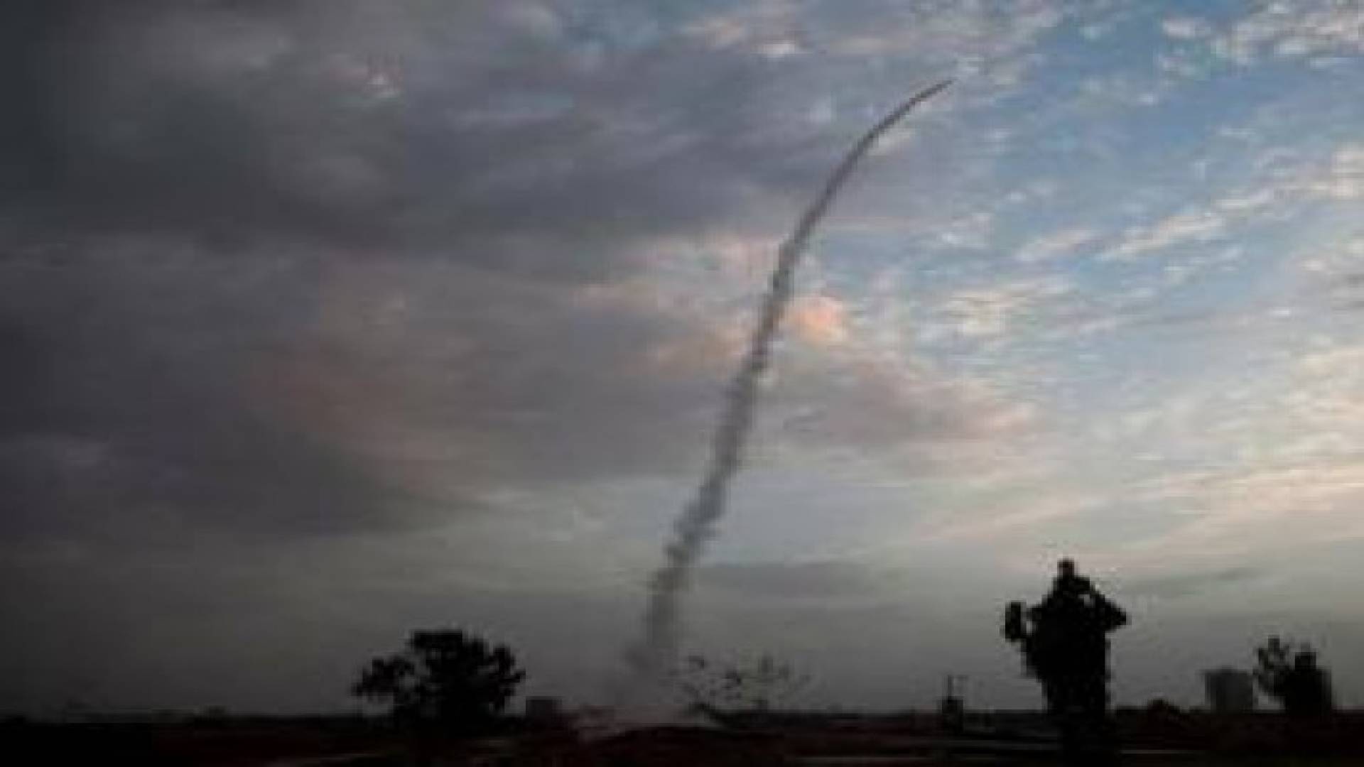 صفارات إنذار في سديروت على الحدود مع غزة بعد إطلاق صاروخين من القطاع