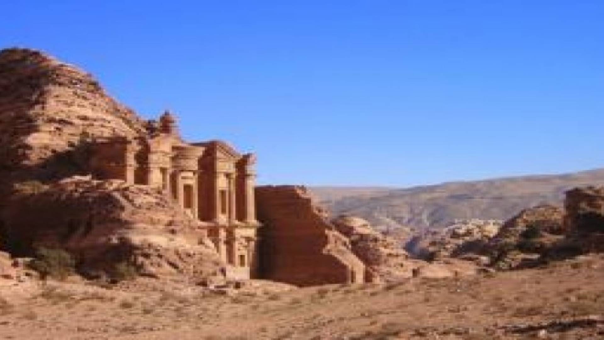 درجات الحرارة تعود الى الارتفاع يومي الثلاثاء والأربعاء