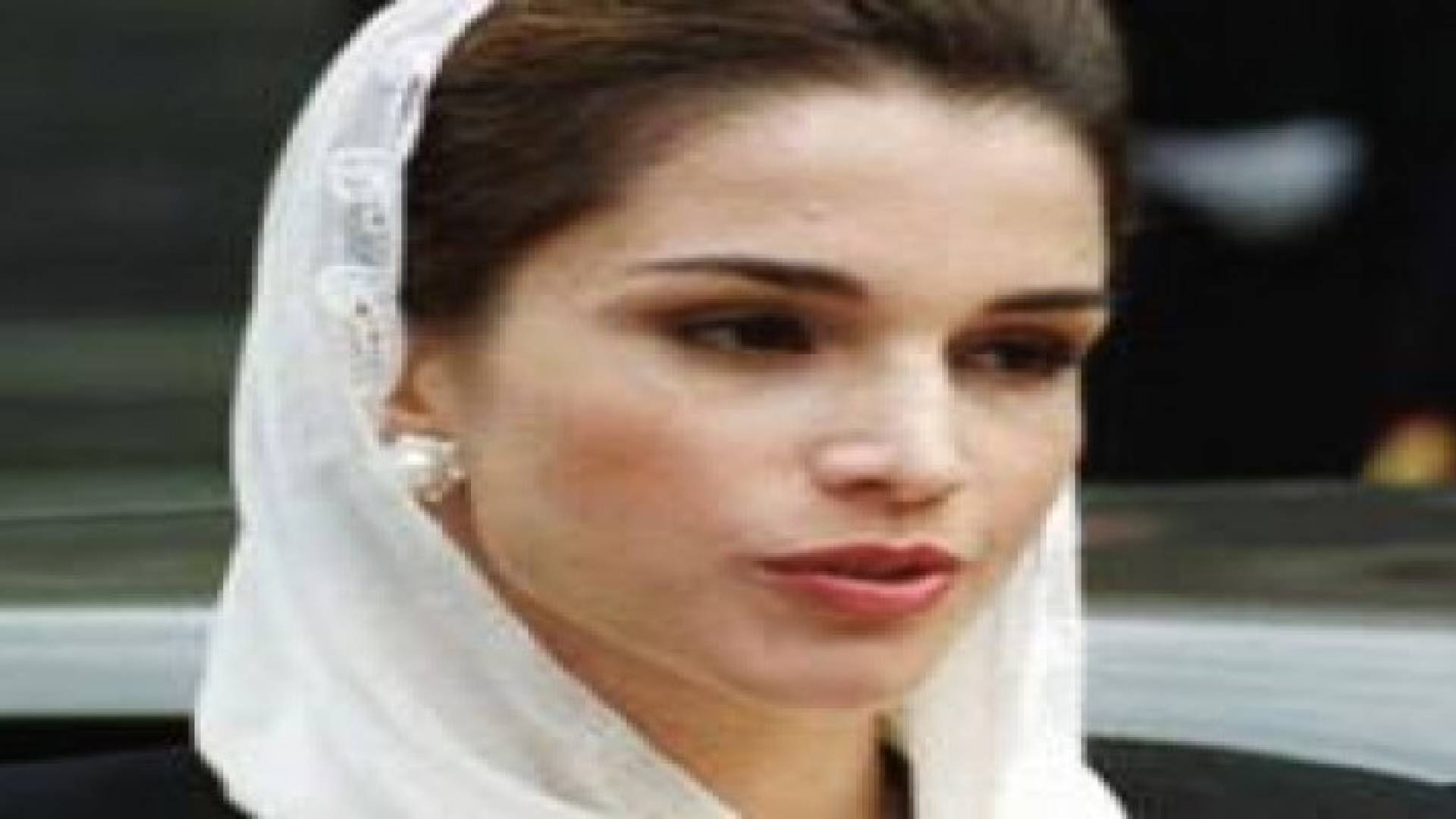 الملكة تعزي بوفاة الشيخ راشد