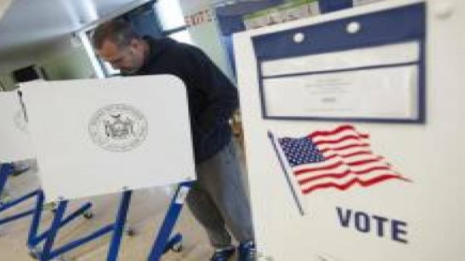 انسحاب حاكم ولاية ويسكنسن من انتخابات الرئاسة الأميركية