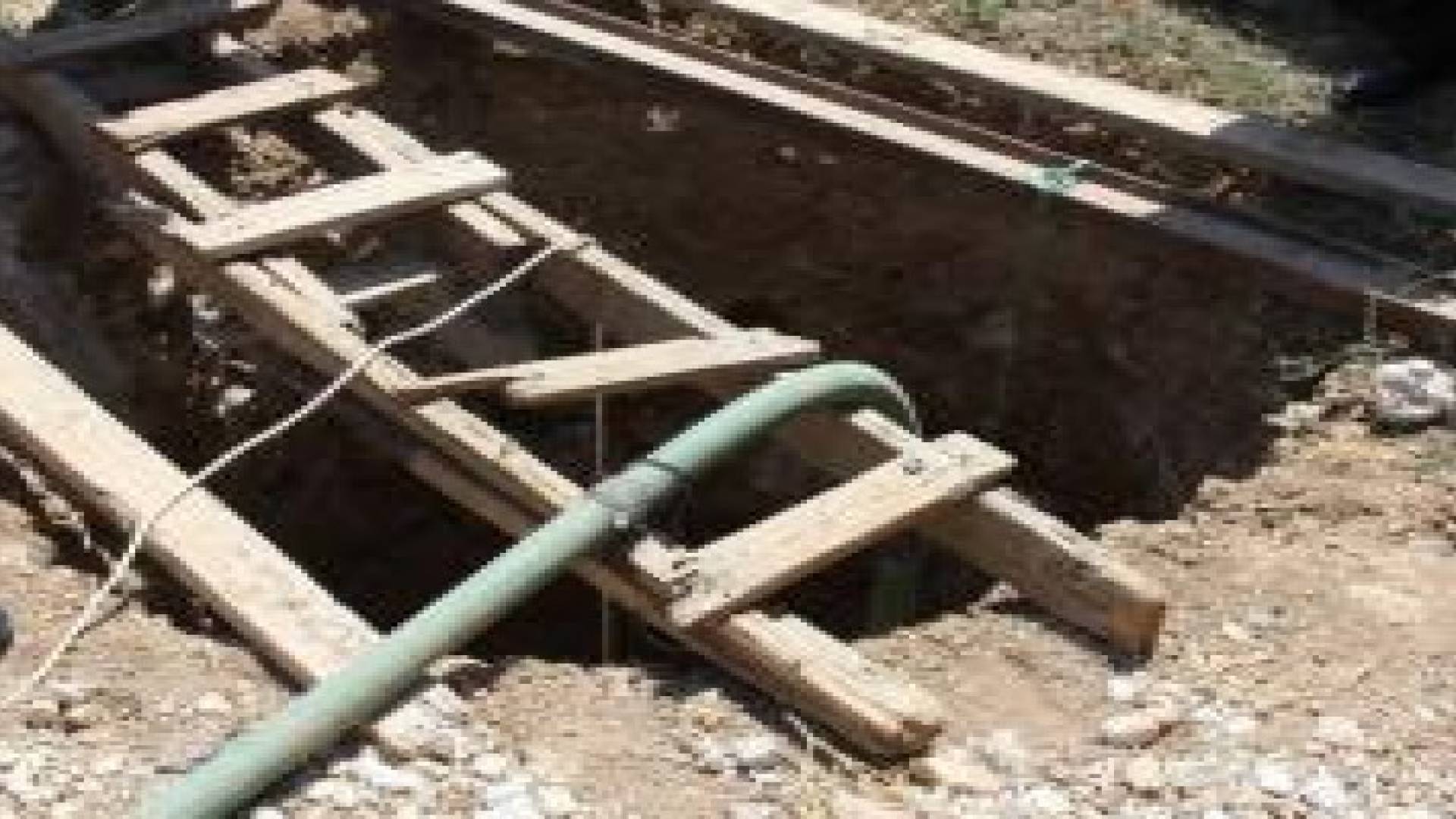 توقيف معتدي من اصحاب آبار وادي السير المخالفة 45 يوما