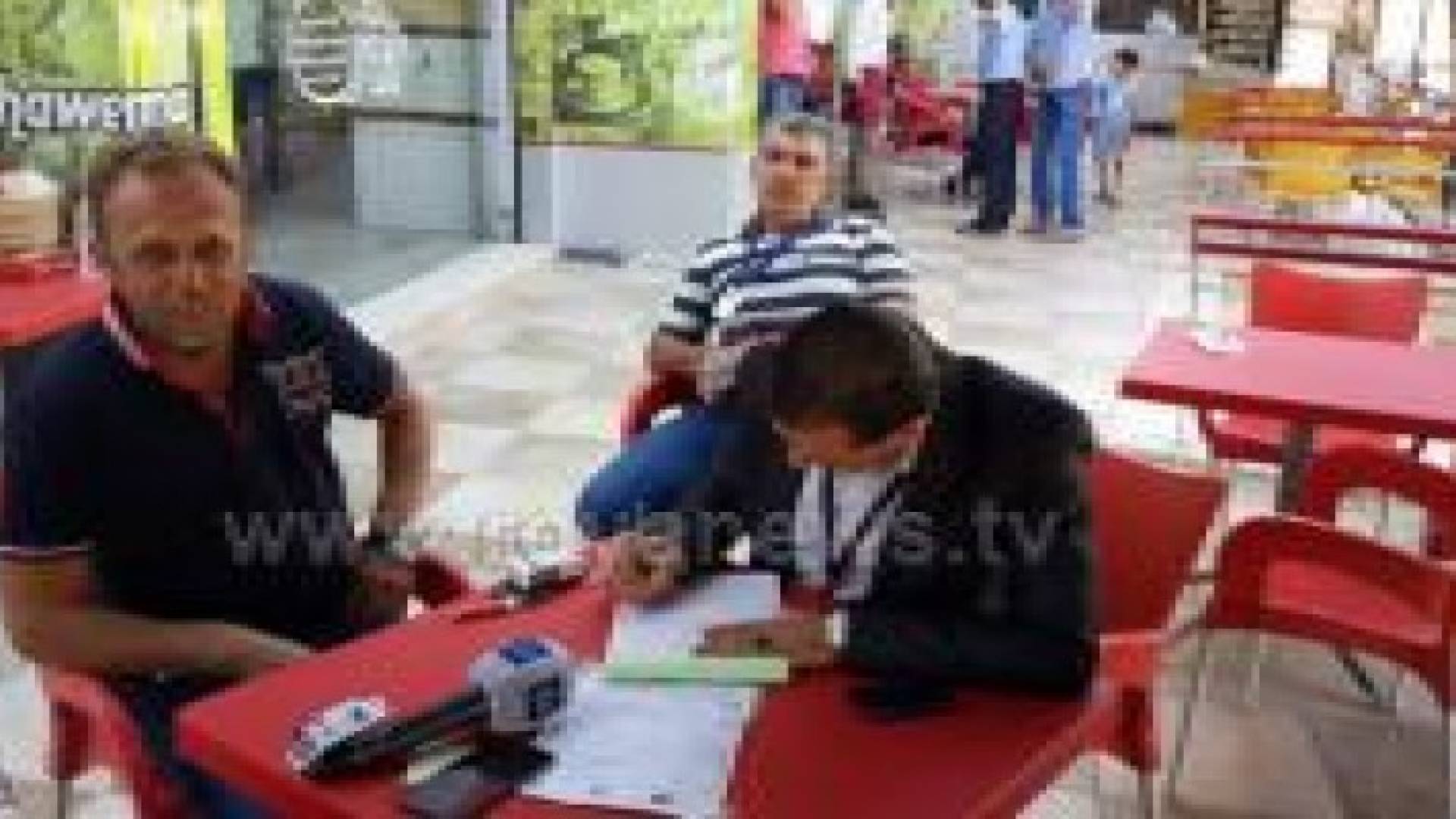 اغلاق منشأة واتلاف 500 كيلو غرام حلويات في عمان قبل العيد