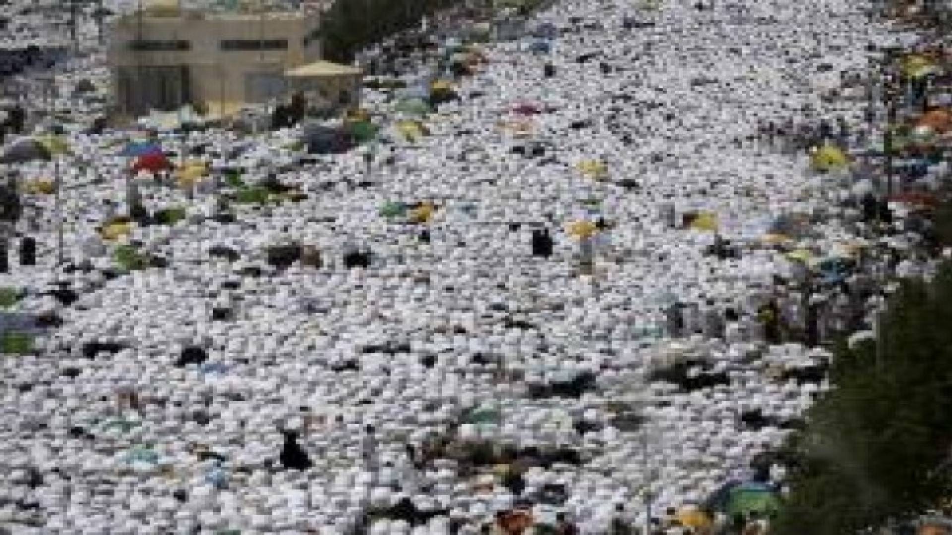 أكثر من مليوني حاج يتهيأون للنفرة إلى مزدلفة