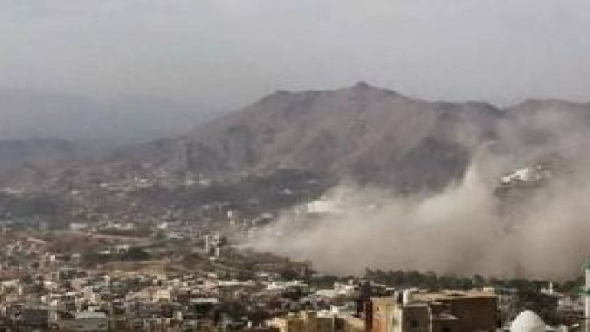 مقتل 67 مسلحا حوثيا في غارات للتحالف بمدينة تعز