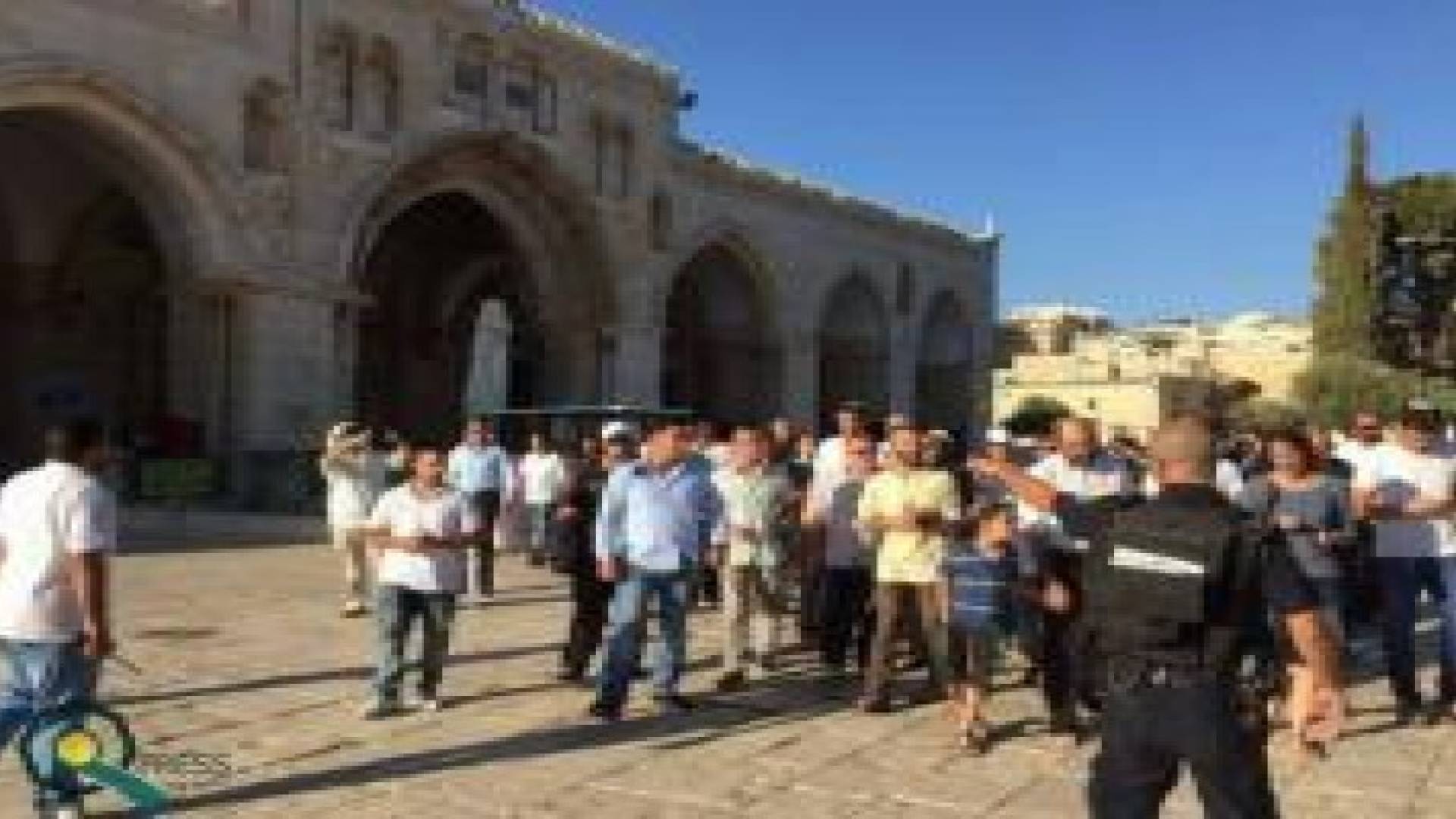 أوقاف القدس: الاحتلال بدأ بالفعل تقسيم الأقصى