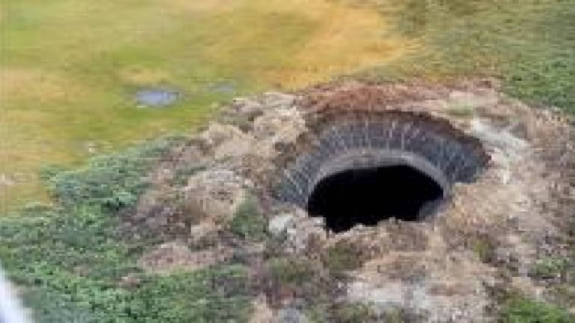 الكشف عن سر نشوء حفر خفية ضخمة شمال سيبيريا