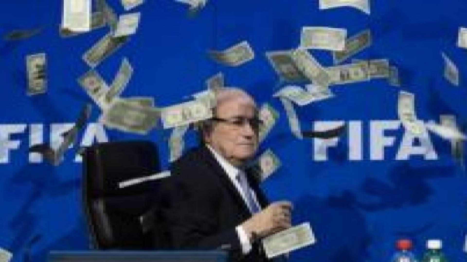 فتح تحقيق جنائي ضد رئيس الفيفا سيب بلاتر في سويسرا