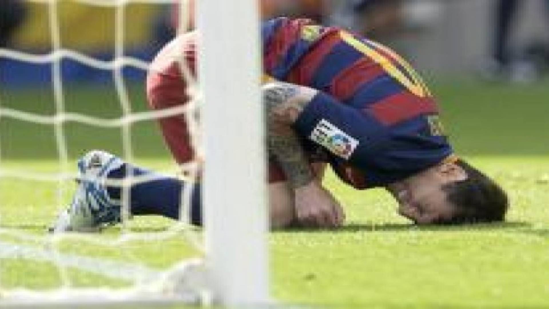 بالفيديو: برشلونة يهزم لاس بالماس ويخسر ميسي 8 أسابيع