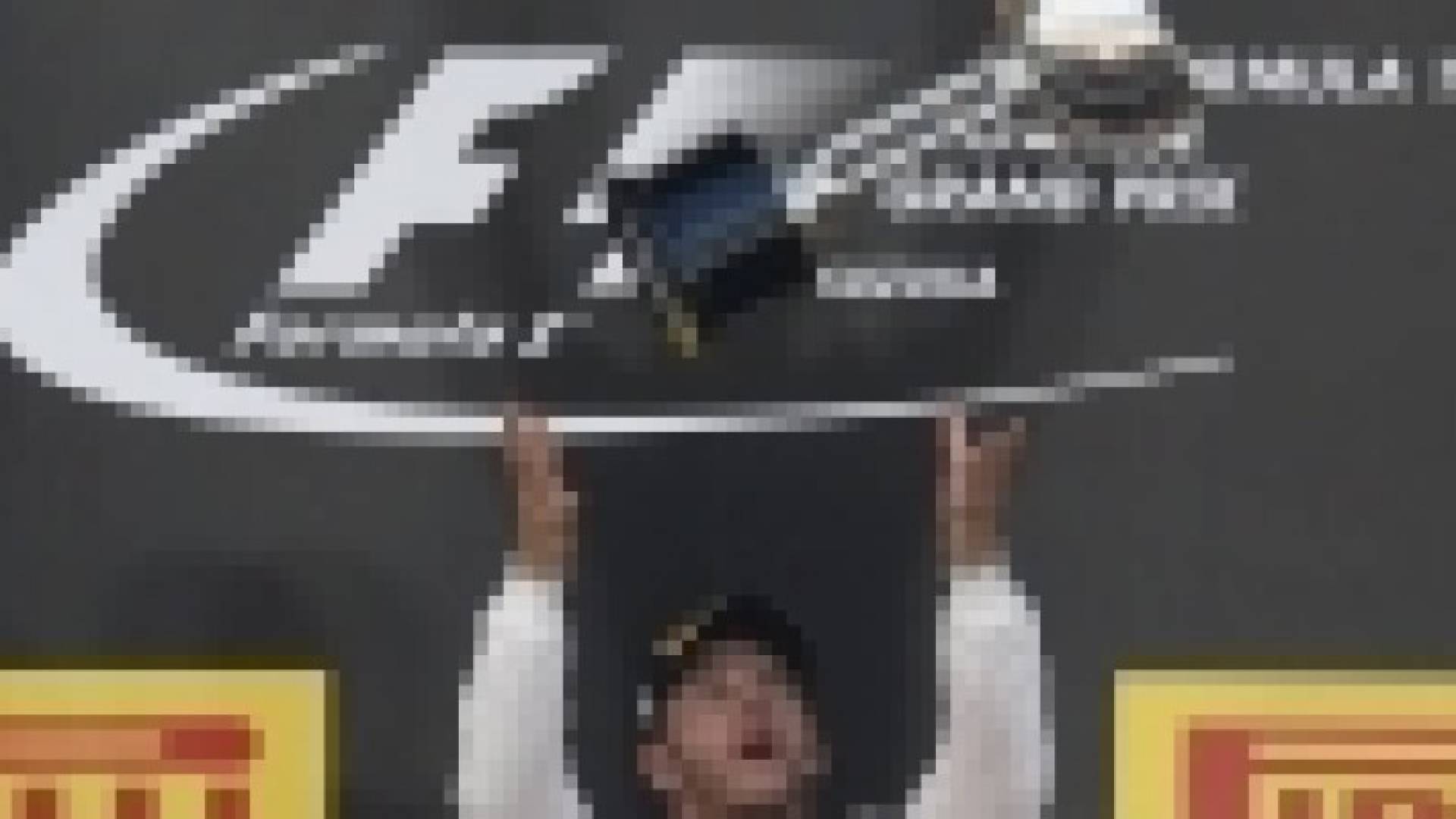 هاميلتون يتوج بلقب سباق اليابان ويعادل إنجاز آيرتون سينا