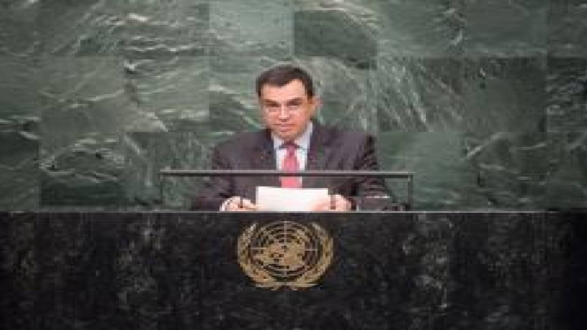 فاخوري يطالب العالم بموقف أكثر عدالة مع الأردن