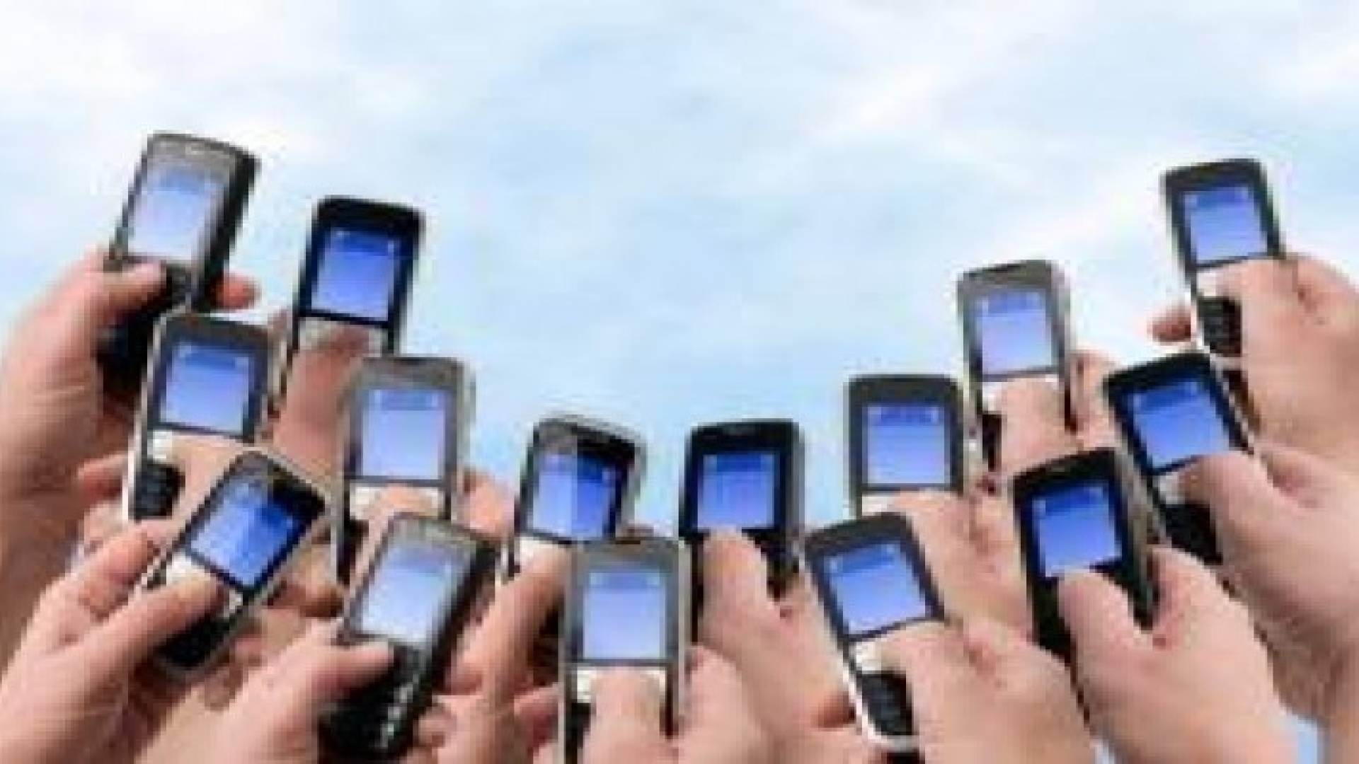152 % نسبة انتشار الهواتف الخلوية في المملكة