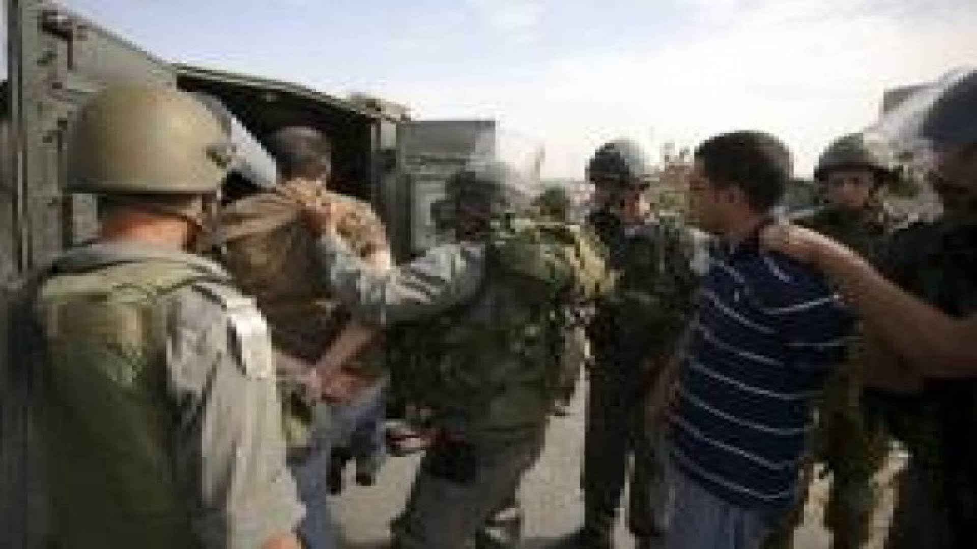 الاحتلال يعتقل 15 فلسطينيا بالقدس
