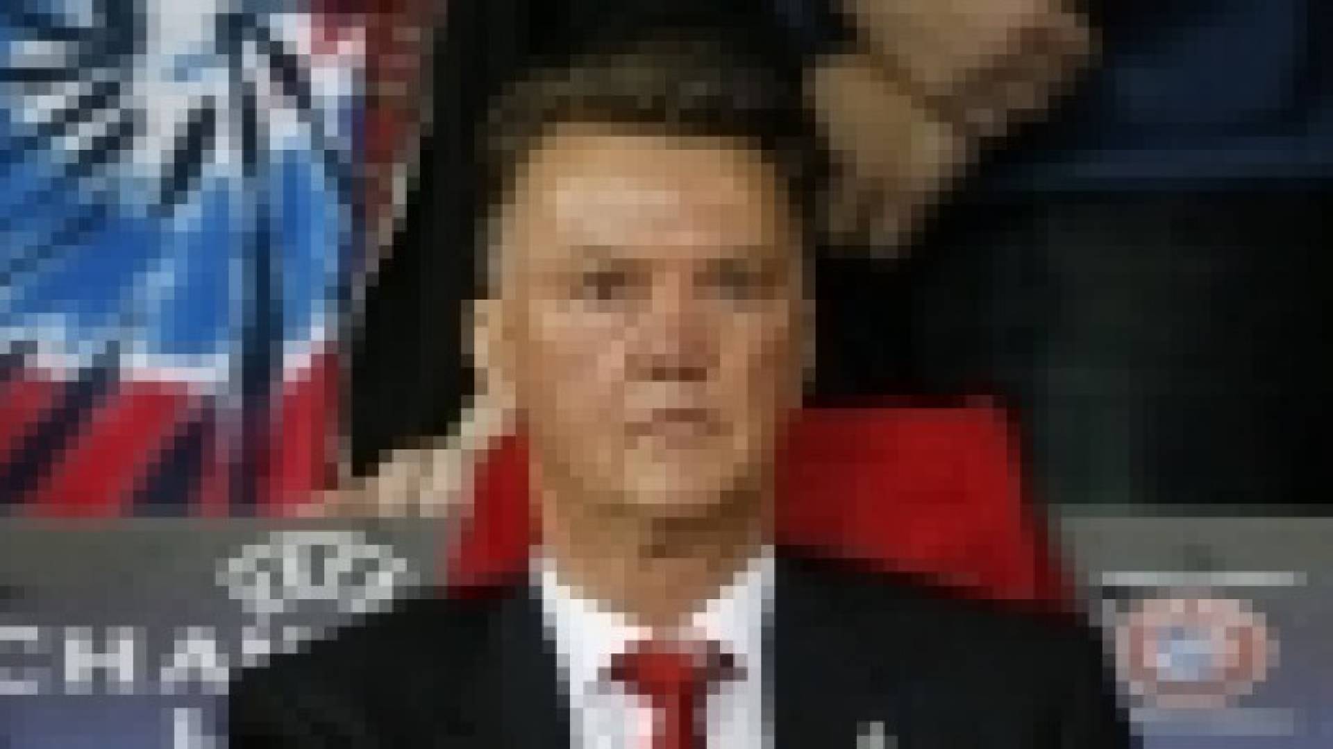 فان غال : الحظ وقف الى جانبنا في ركلة الجزاء