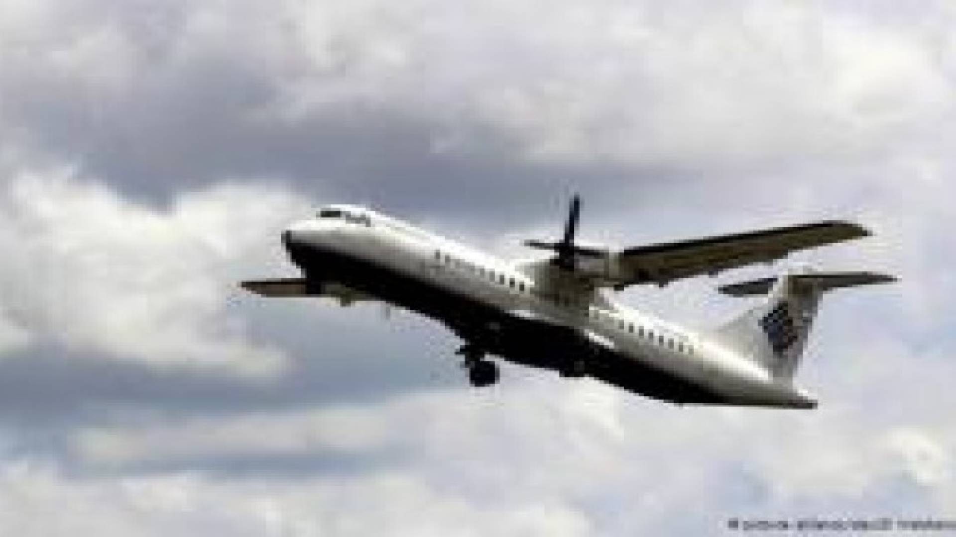 شركة طيران محلية إندونيسية تقول إنها فقدت الاتصال بطائرة ركاب