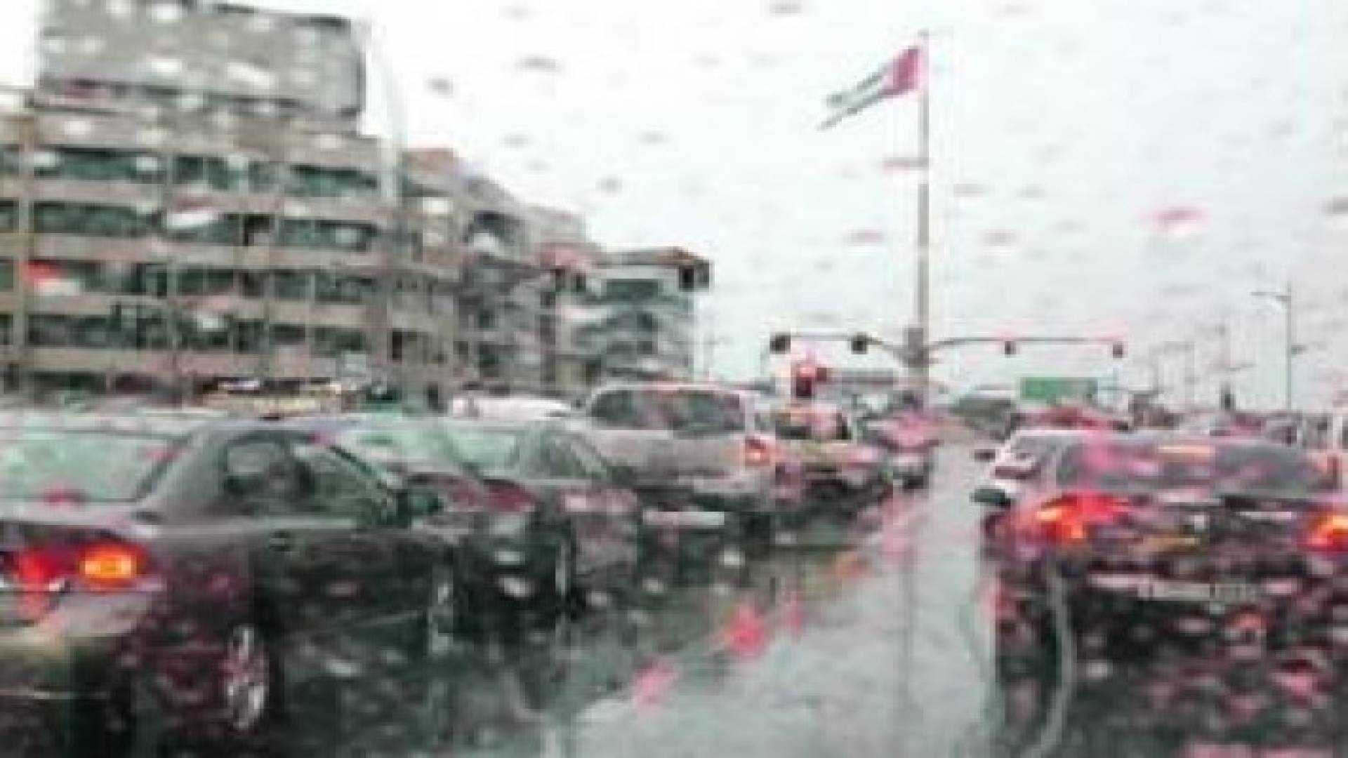 منخفض جوي وكتلة هوائية باردة نسبيا يؤثران على المملكة مساء الثلاثاء