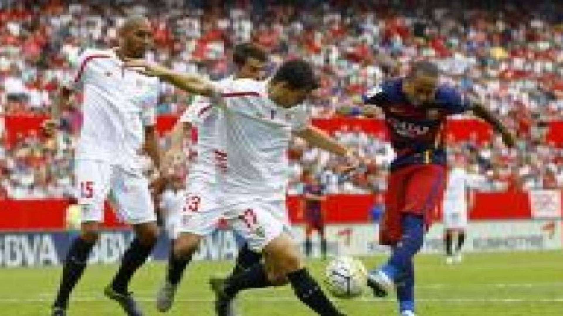 إشبيلية يذيق برشلونة الهزيمة الثانية في الدوري الاسباني