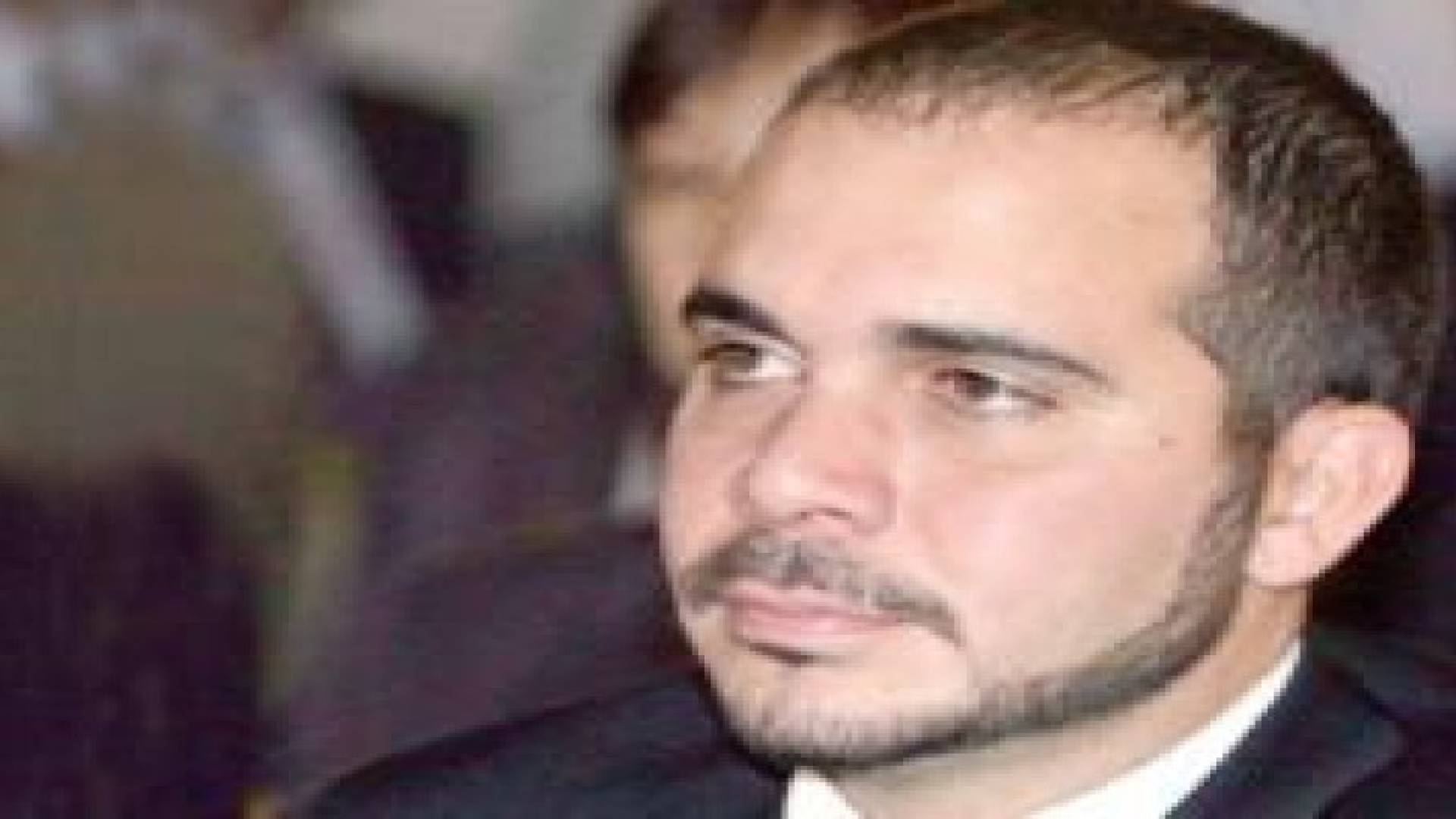 سمو الأمير علي يهنيء بفوز النشامى على العراق