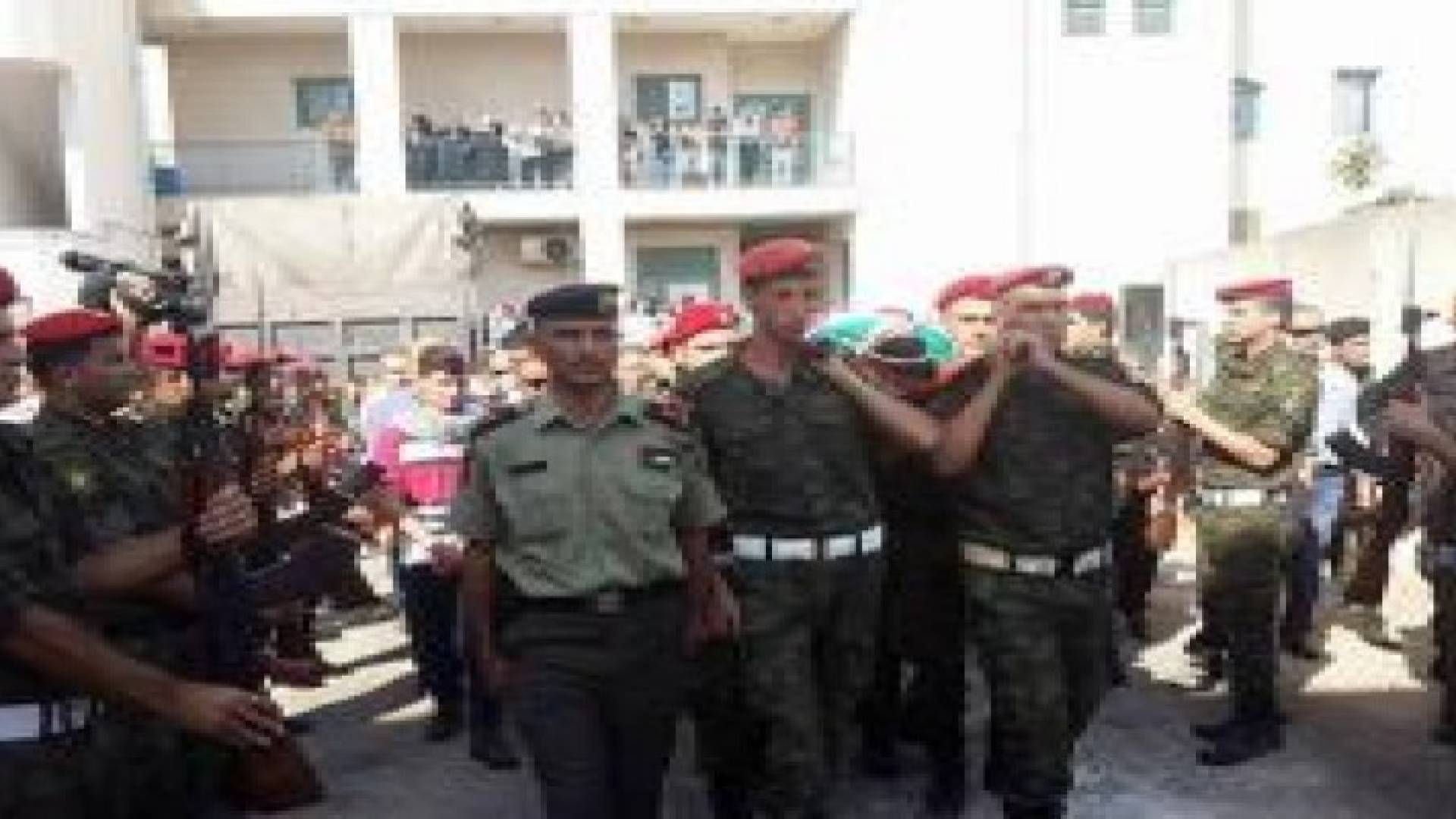 طولكرم: تشييع جثمان الشهيد حذيفة سليمان