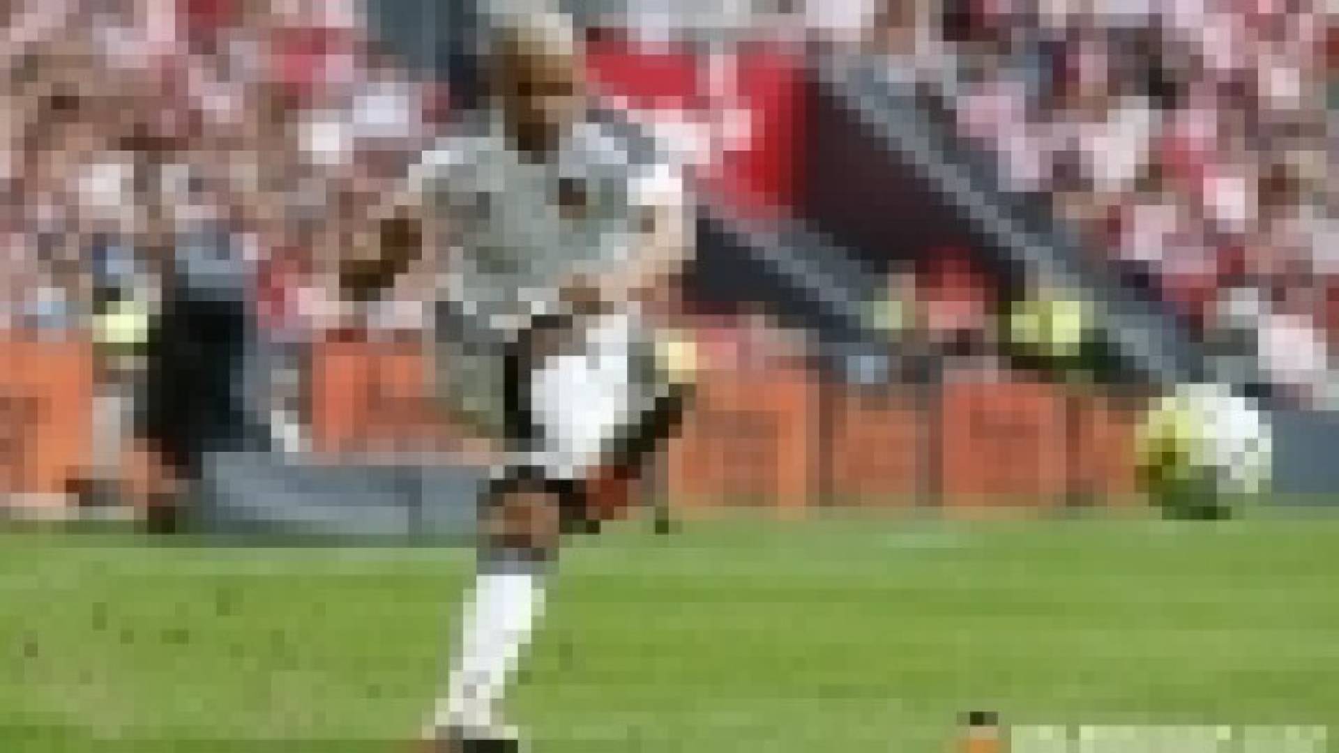 فيغولي يجدد رغبته في البقاء مع "الخفافيش"