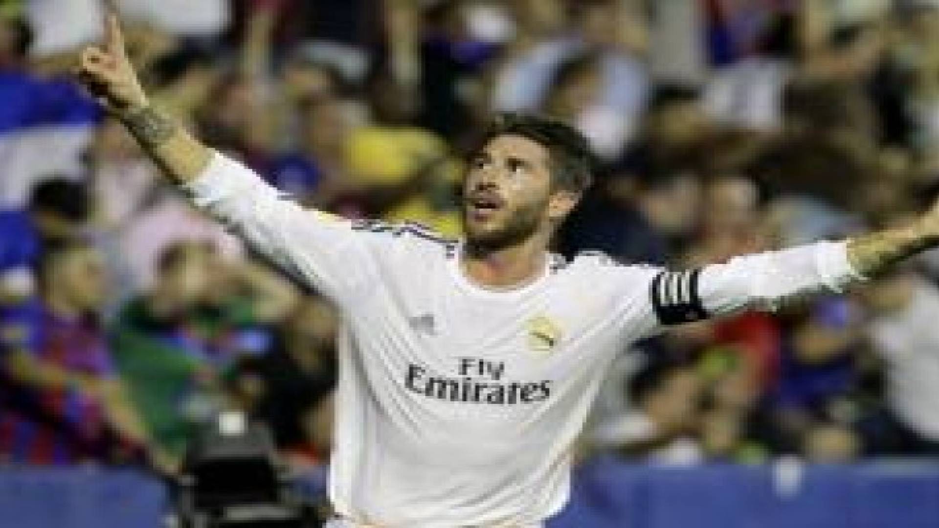 بينيتيز يجري اتصالا هاتفيا مع سيرجيو راموس لتهدئة الأوضاع