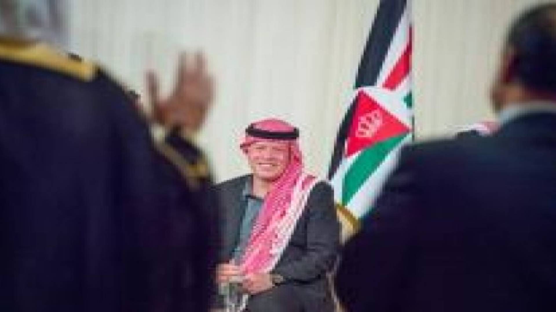 الملك: وين ما يروح الأردني بيقدر يرفع راسه ..فيديو