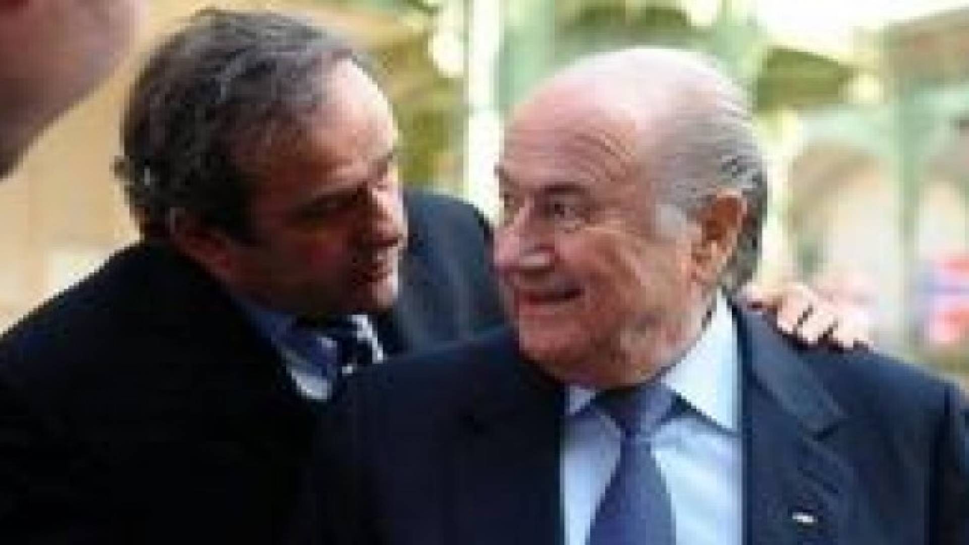 الفيفا يفرض حظرا مشروطا لمدة 90 يوما على بلاتر  وبلاتيني