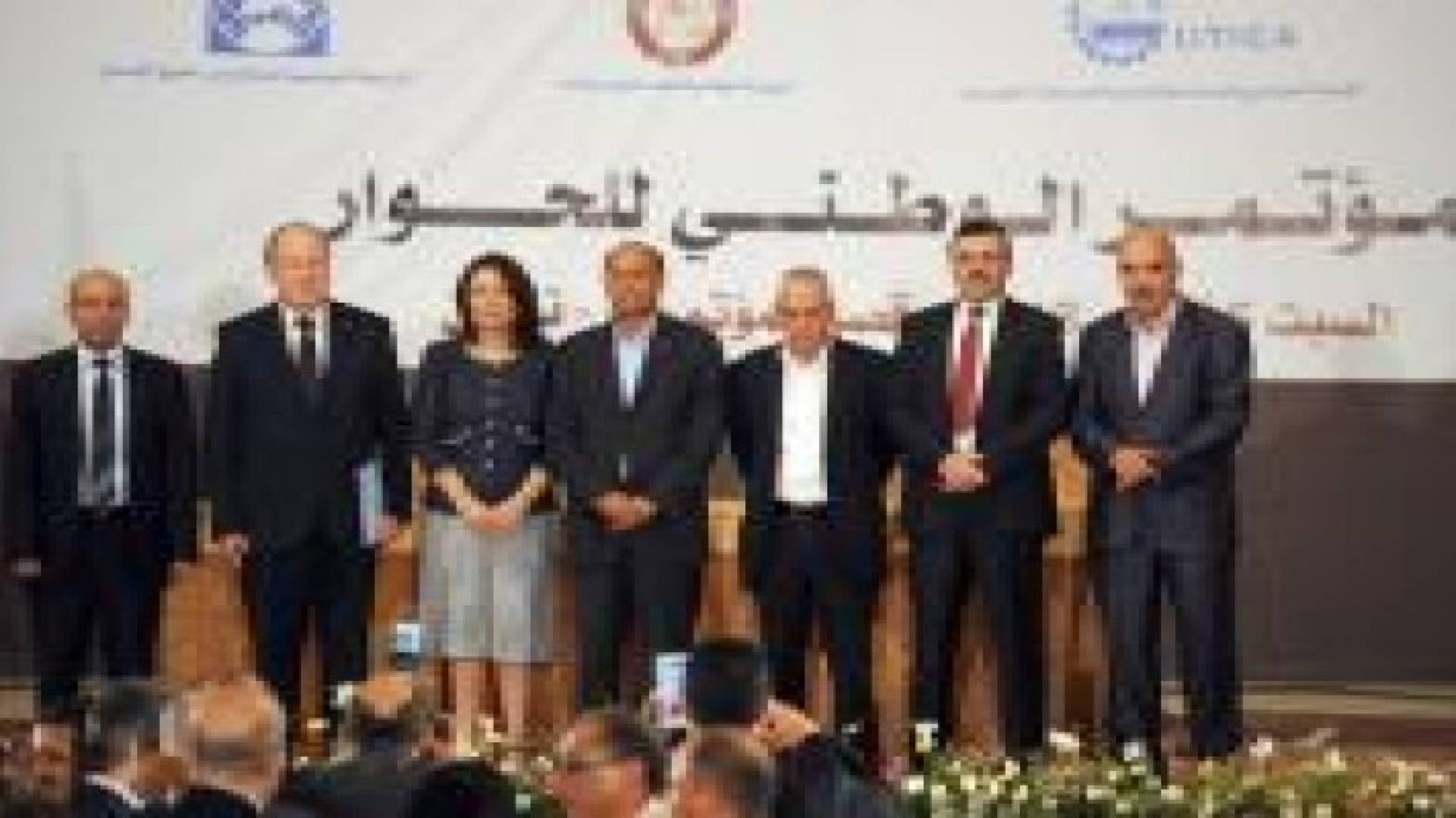 منح جائزة نوبل للسلام للرباعي الراعي للحوار في تونس