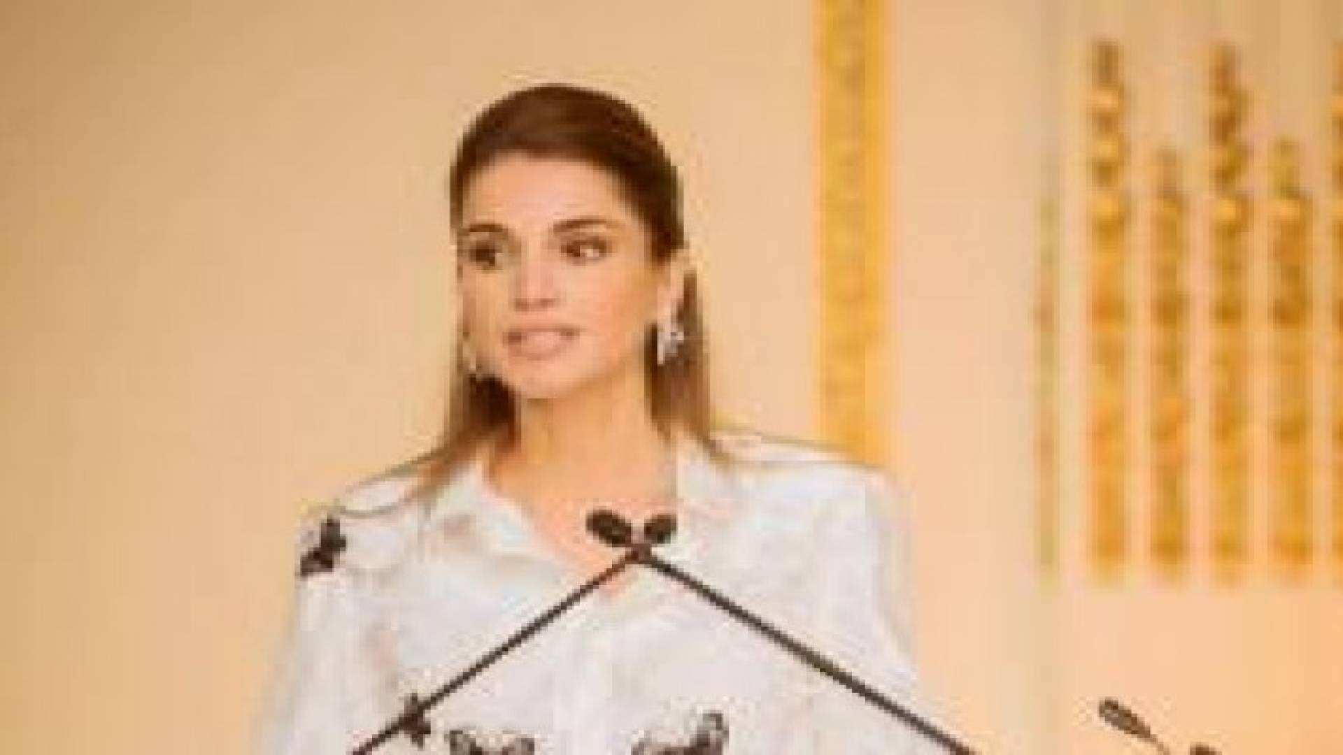 لهذه الأسباب دعت الملكة رانيا لتغيير أحرف "ISIS"