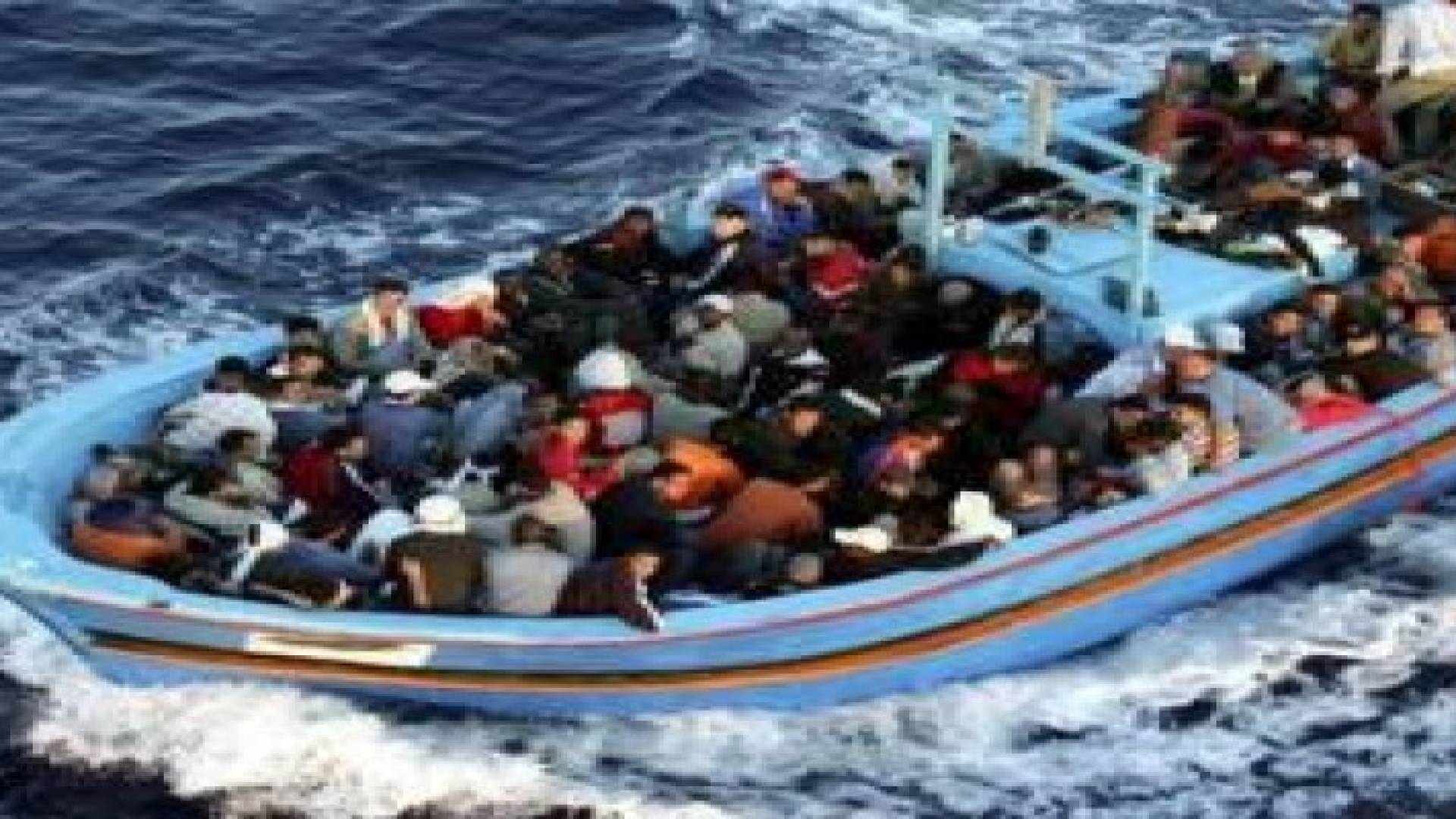 الأردن يؤيد استخدام "ضيق" للقوة للتصدي لـ"مهربي البشر"