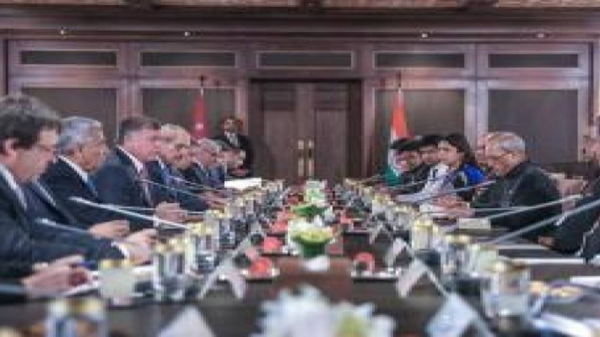 بالصور: الملك والرئيس الهندي يطلقان مصنع " الفسفوريك" في الشيدية