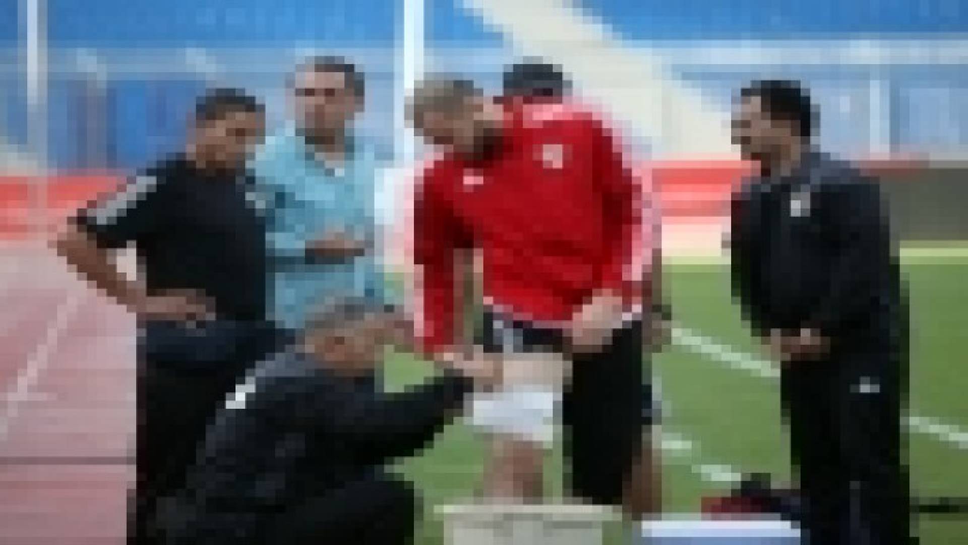 اراحة شفيع من تدريبات السبت بهدف علاجه من شد عضلي