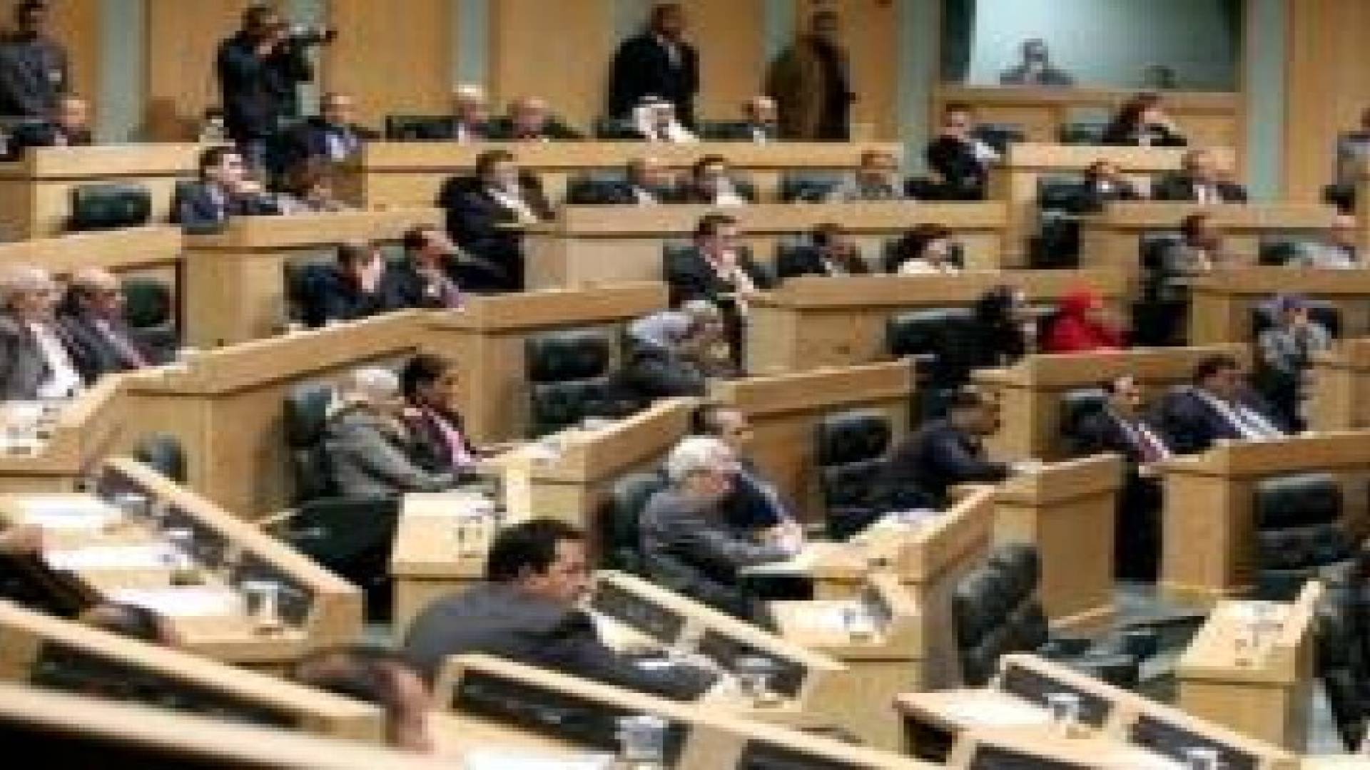 القانونية النيابية تلتقي الاحزاب والنقابات لمناقشة قانون الانتخاب
