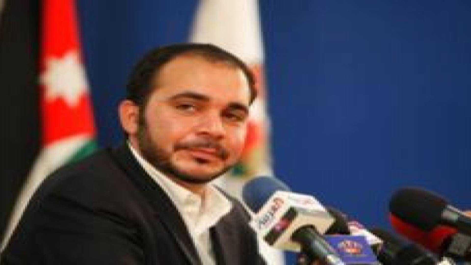 اللواء جبريل الرجوب يبعث ببرقية تهنئة الى سمو الامير علي