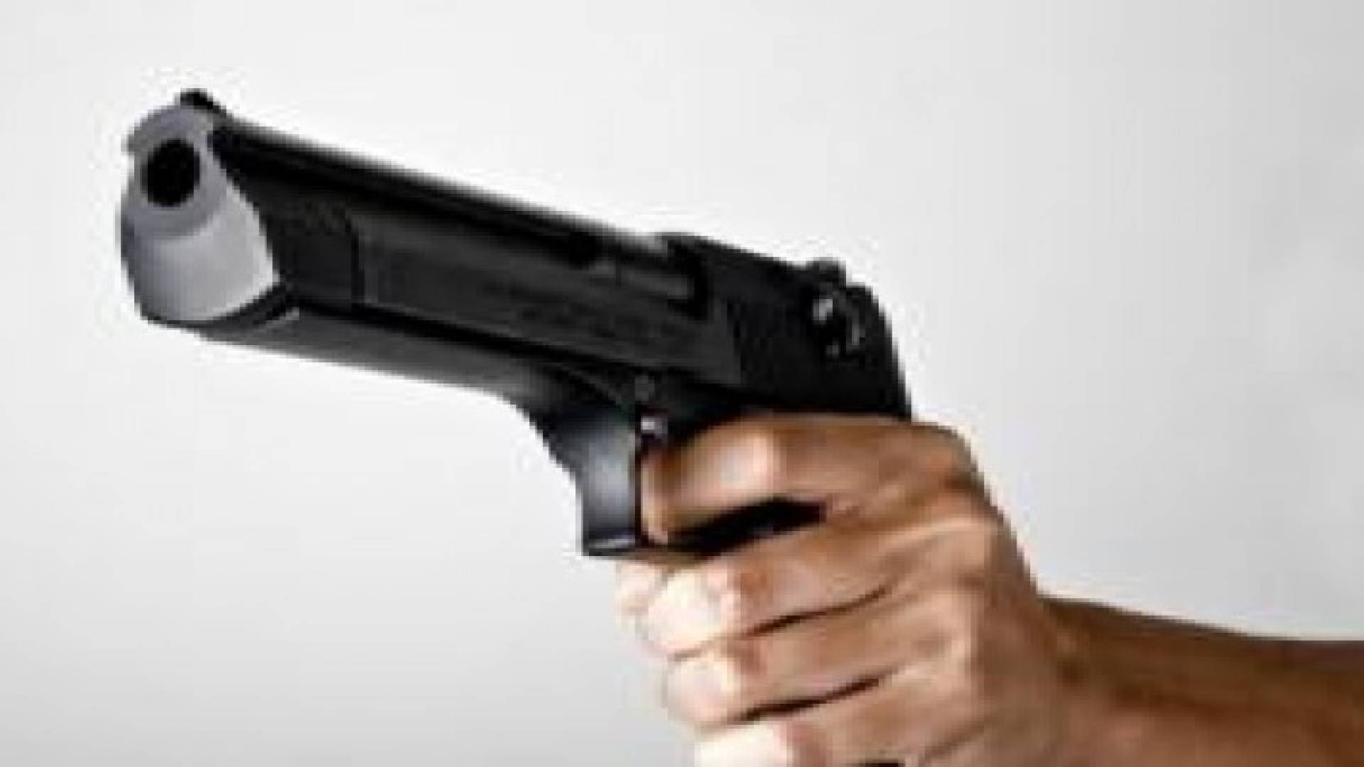 إسرائيل تدرس تسهيل ترخيص السلاح لمواطنيها