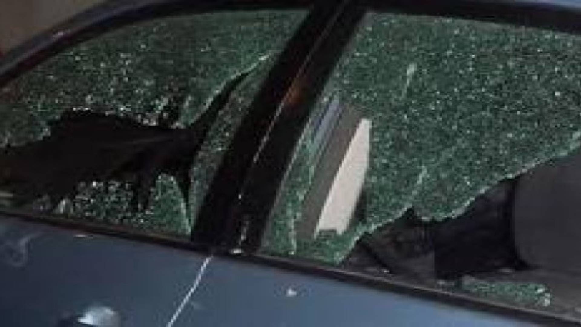 إطلاق نار من غزة يصيب مركبة قائد عسكري من قوات الاحتلال الاسرائيلي