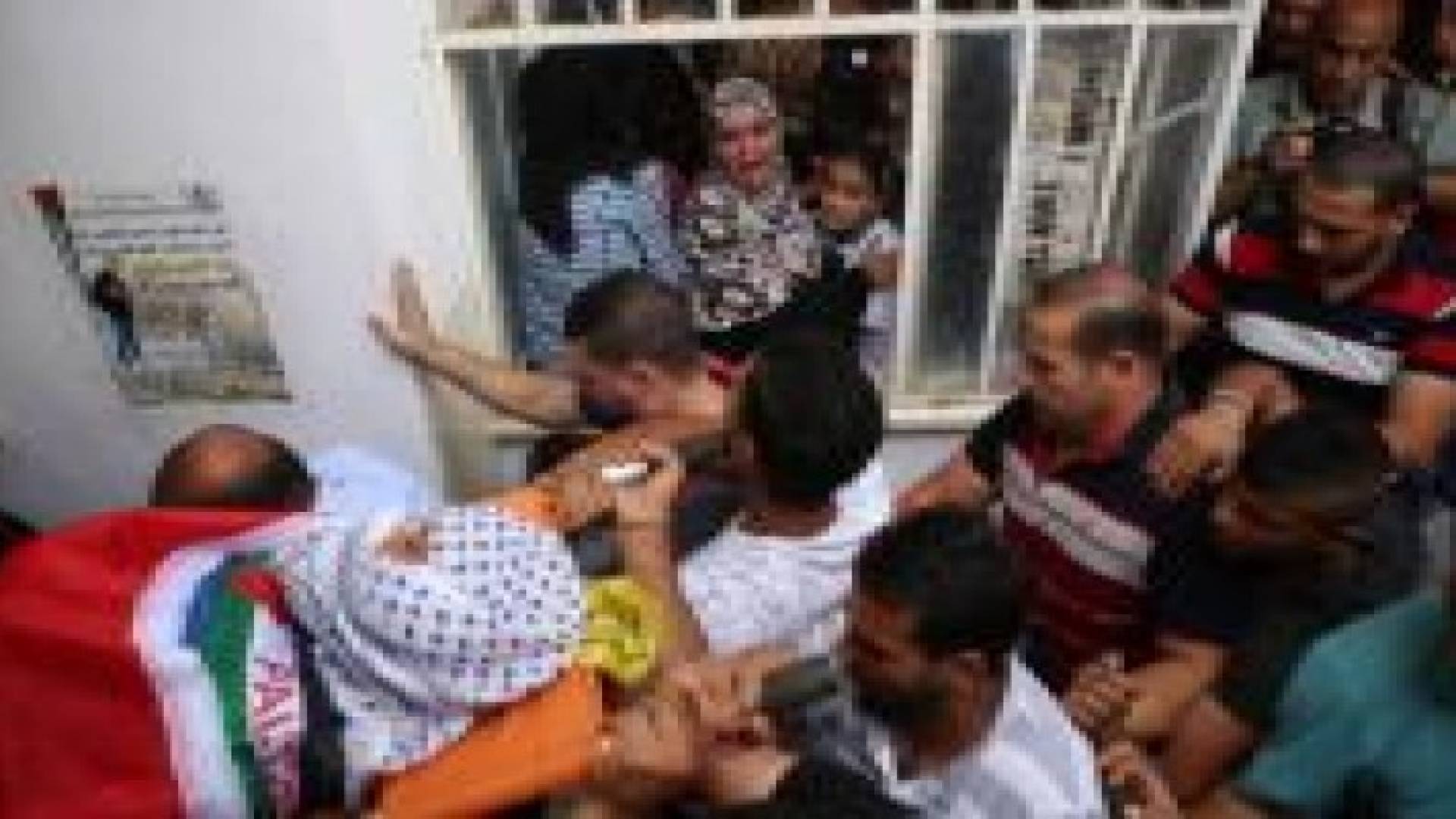 30 شهيدا و1500 مصاب في انتفاضة القدس