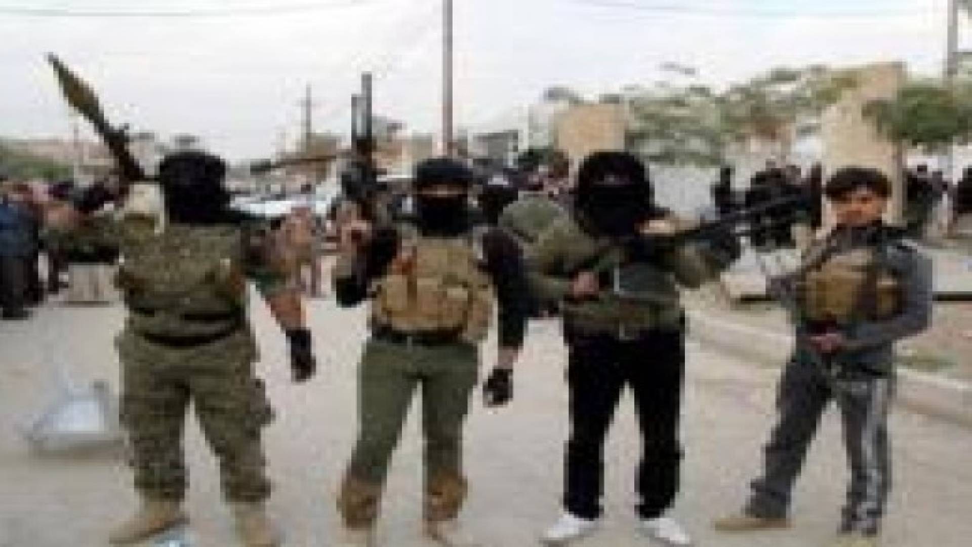 معارك بين داعش الإرهابي وفصائل معارضة سورية قبيل هجوم الجيش