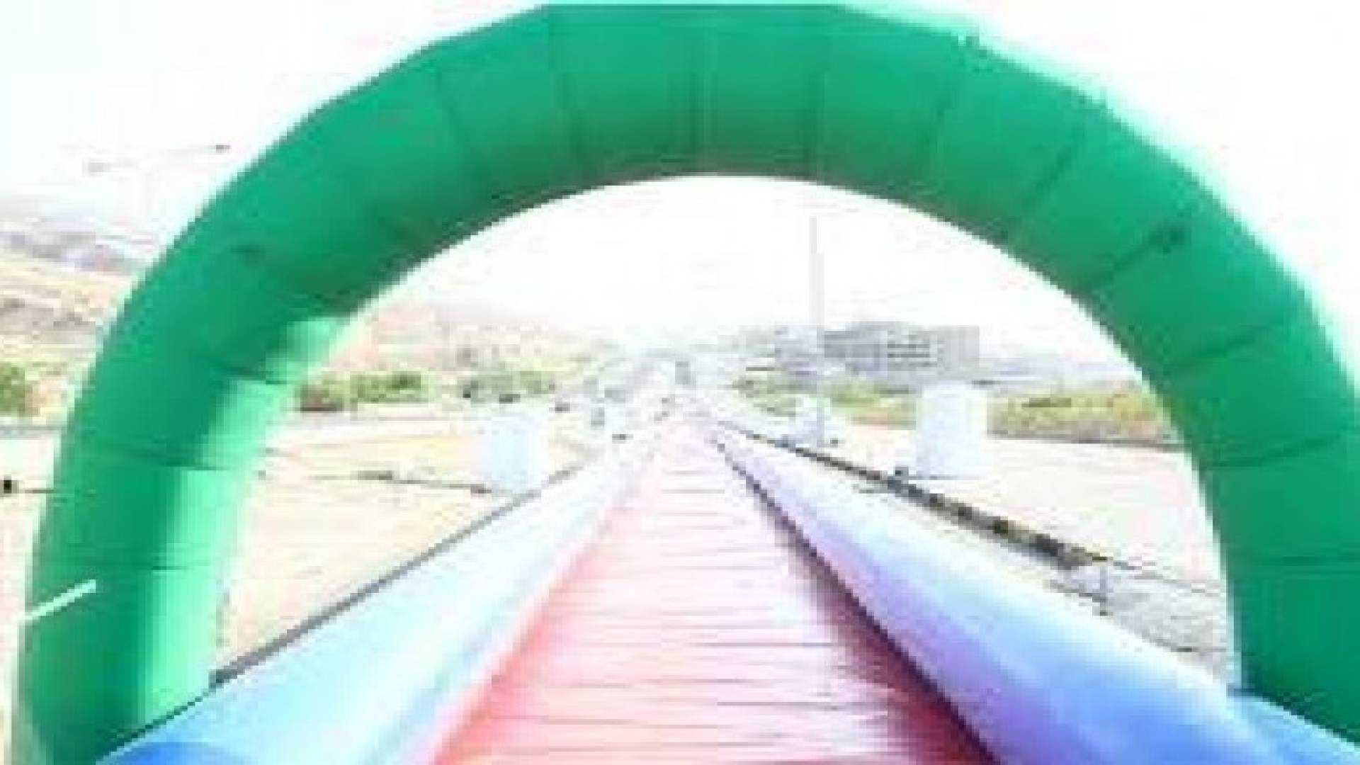 الأردن يدخل موسوعة جينيس بأطول "سحسيلة" في العالم