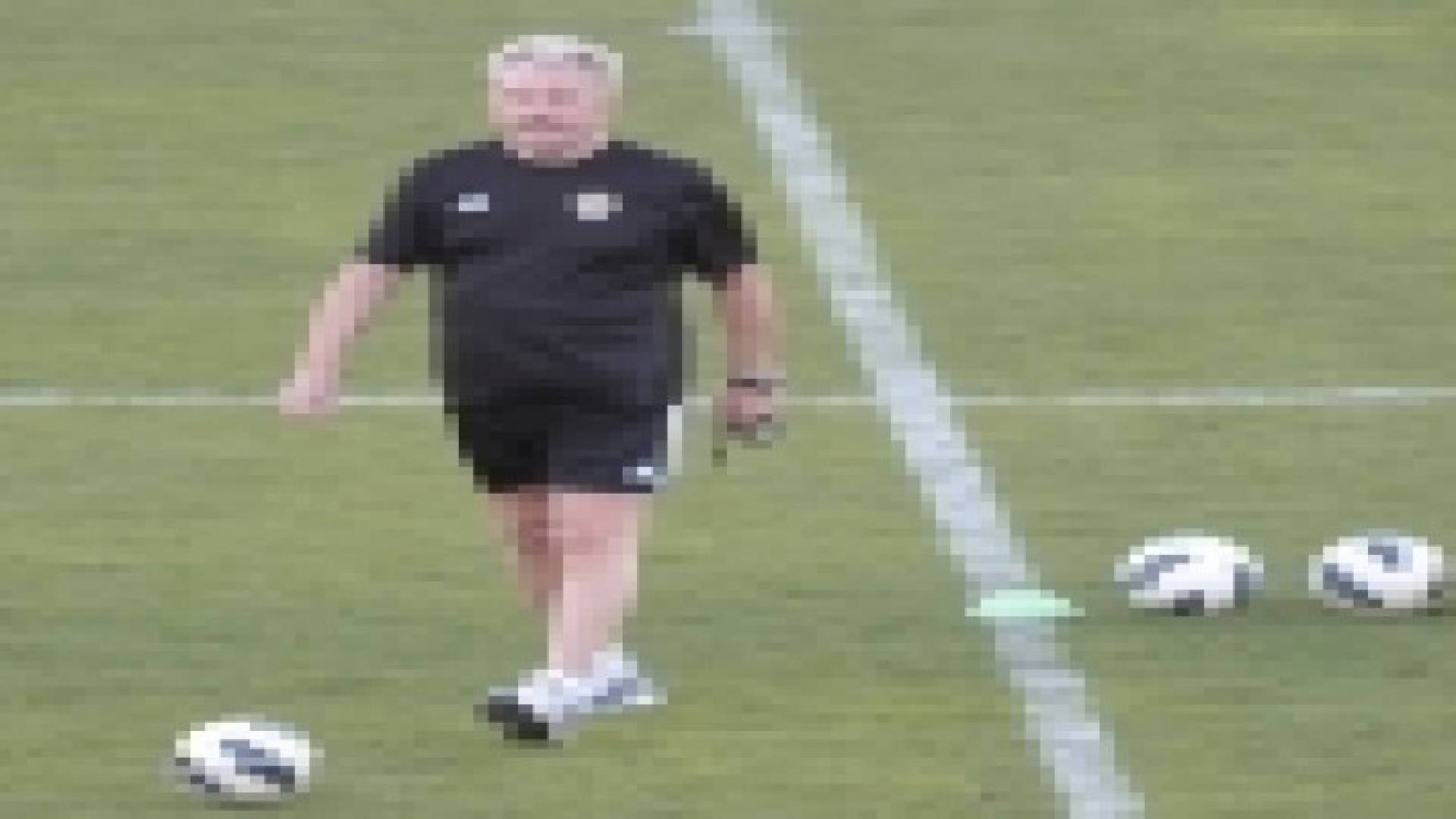 بول بوت يبدأ التحضير لمباراة النشامى وقيرغيزستان بالتصفيات المزدوجة