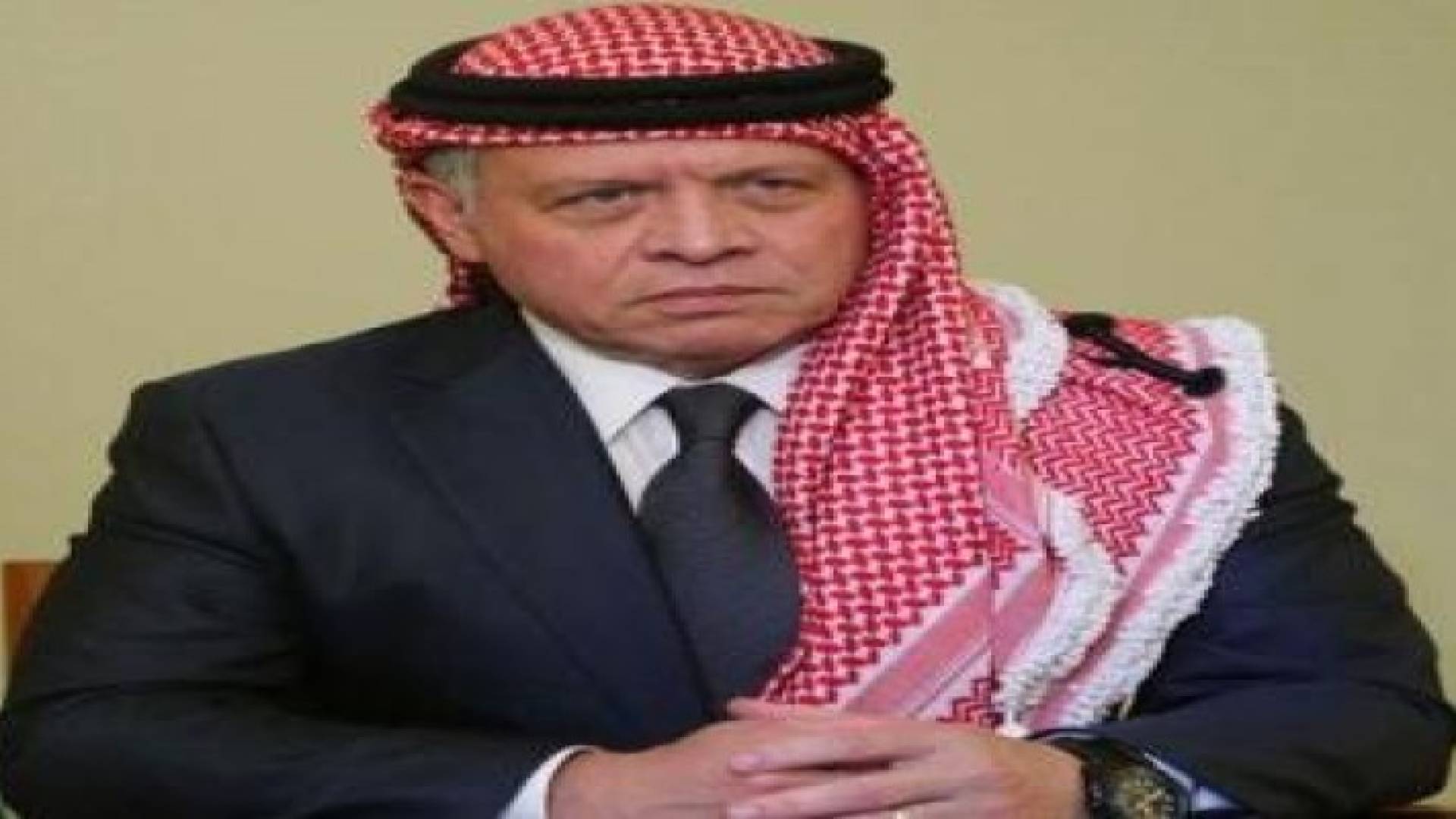 الملك يعزي بوفاة زوجة رئيس الوزراء