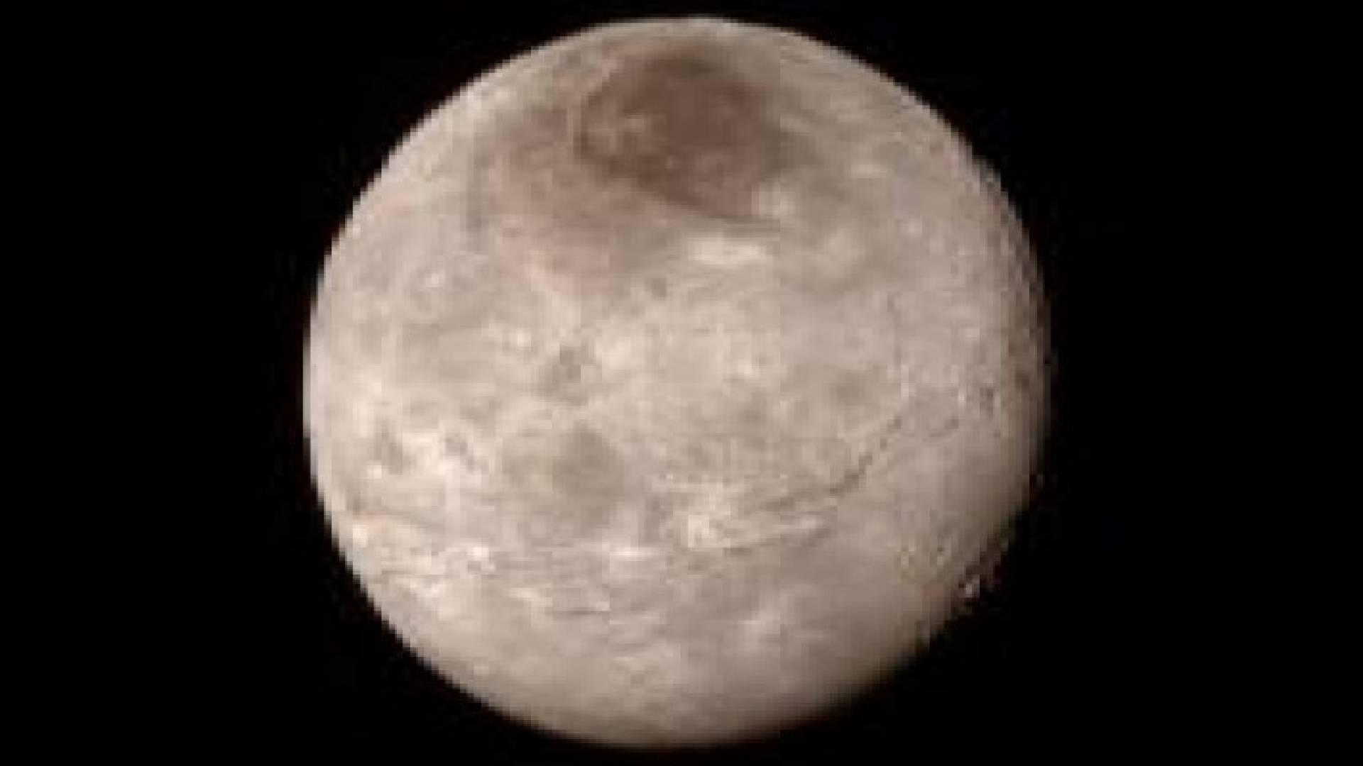 علماء فلك يكتشفون الدور الذي يلعبه قمر كارون في منظومة بلوتو