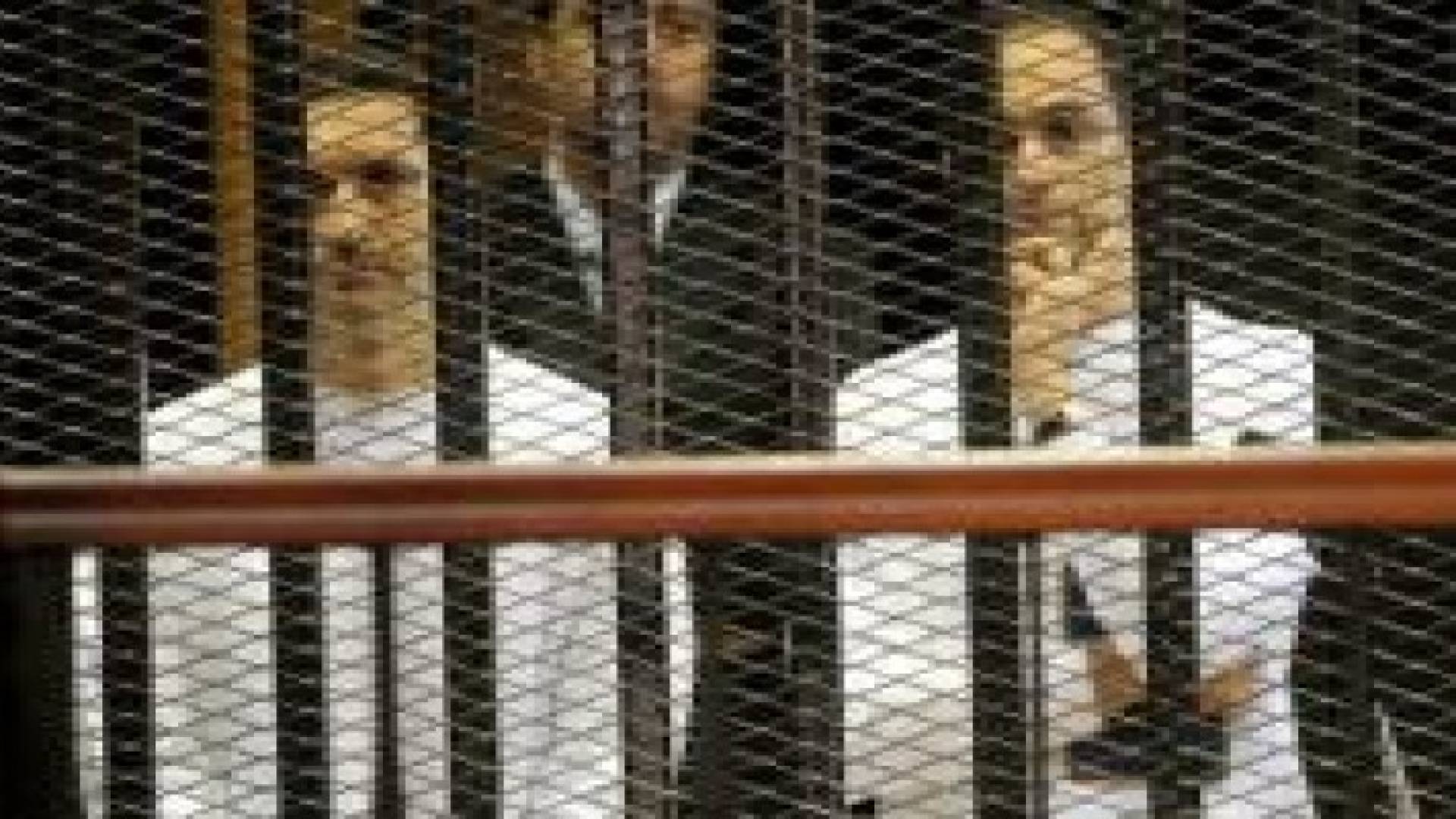 تأجيل محاكمة نجلي مبارك في "قضية البورصة"