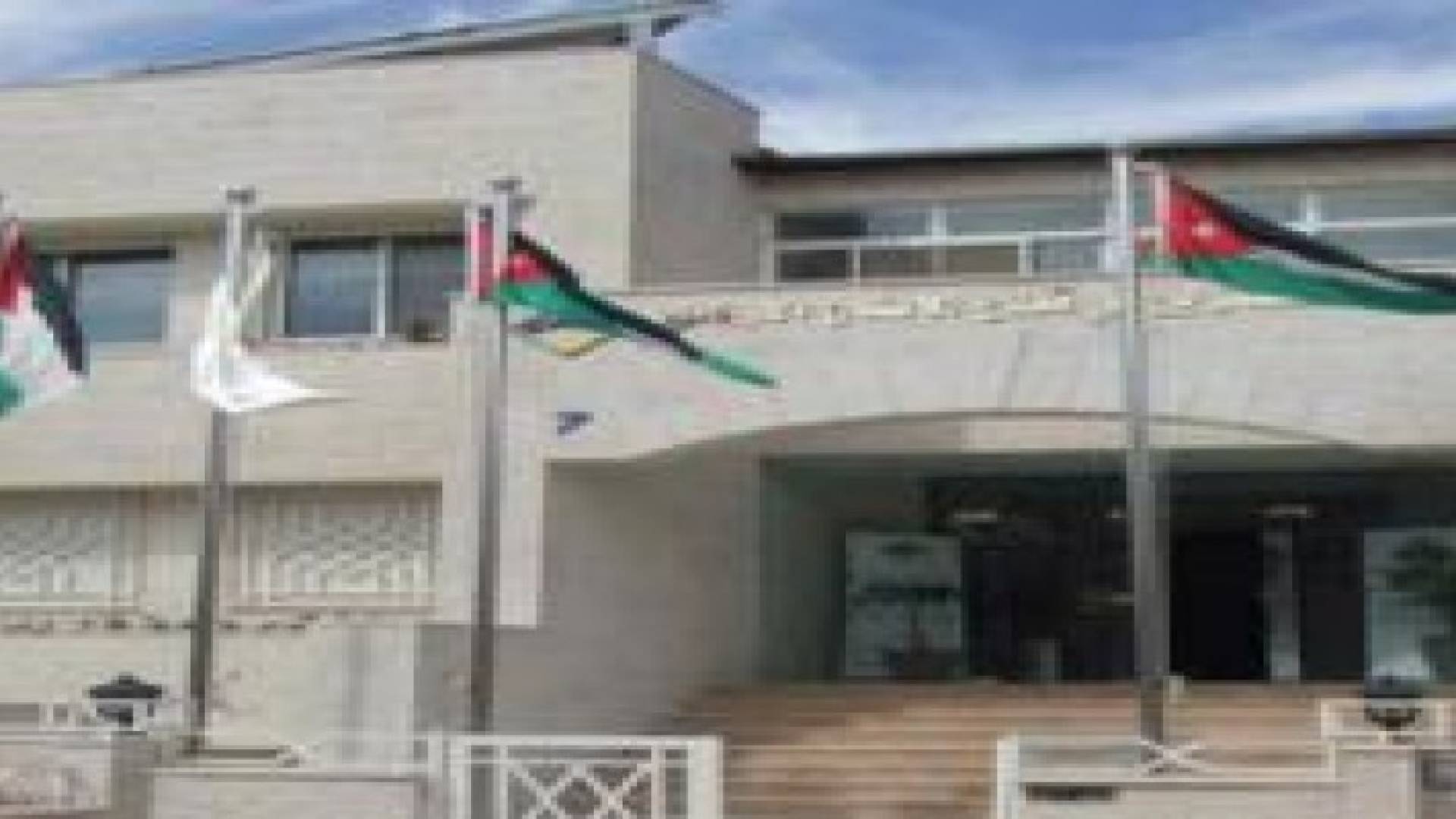 الحسن يطالب الامانة بتطبيق نظام الابنية المعمول به