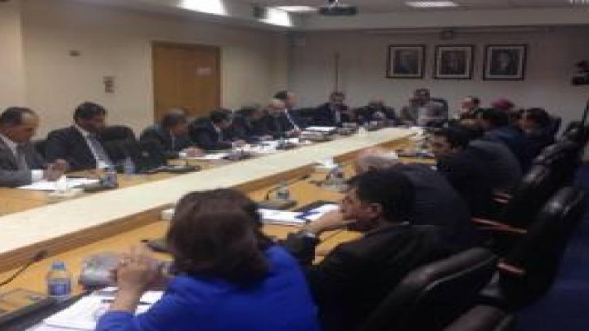 وزراء و نواب يجمعون على أفضلية قانون الانتخاب الجديد ولا تعديل على "الكوتا".