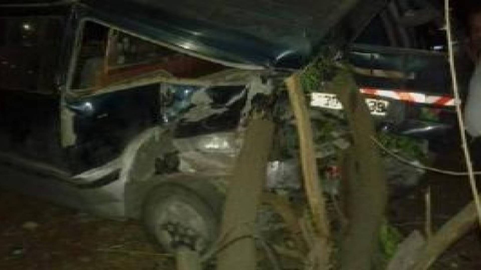 اصابة 5 مواطنين اثر انحراف مركبة نجدة في الشونة